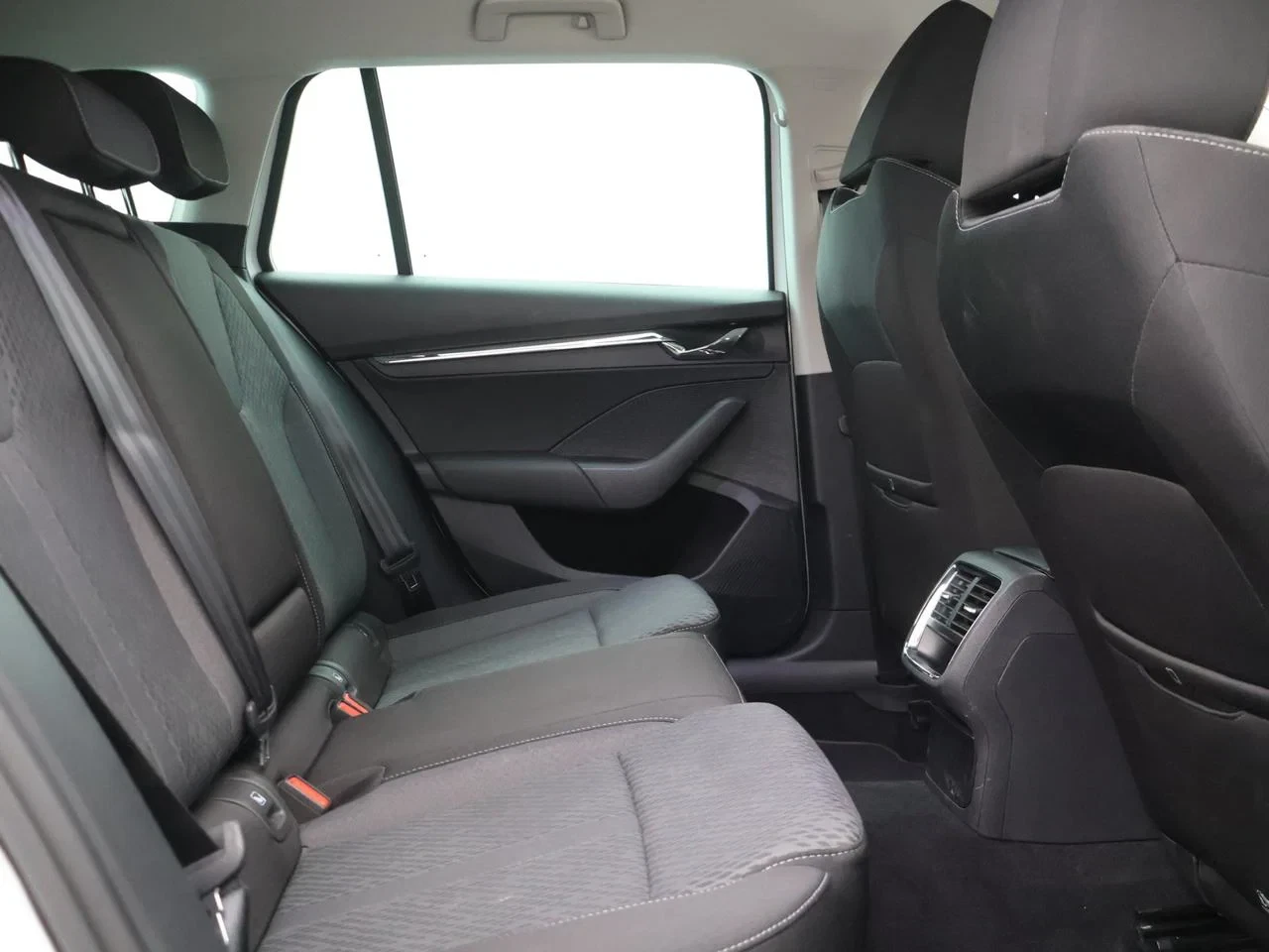 Škoda Octavia Combi PHEV Octavia PHEV 1.4TSI 204PK *AUTOMAAT*CAMERA*CRUISE*VIRTUAL COCKPIT*NAVI*APP-CONNECT*SFEERVERLICHTING*...*