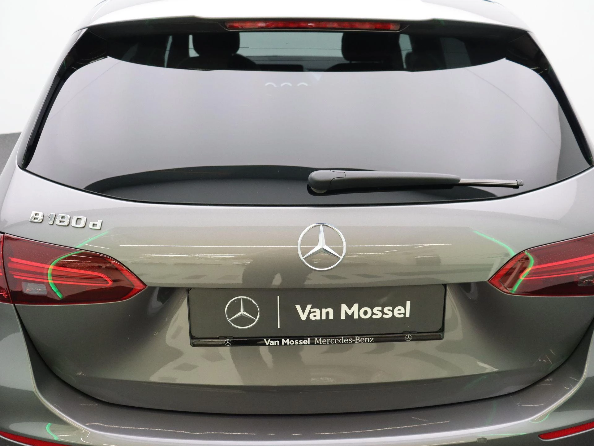 Mercedes-Benz B-Klasse 180 d Business Line + CARPLAY + CAMERA + SENSOREN +
