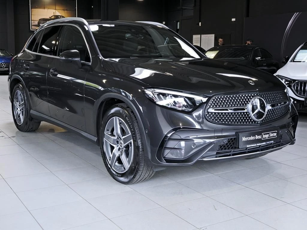 Mercedes-Benz-GLC 300 d-image-4