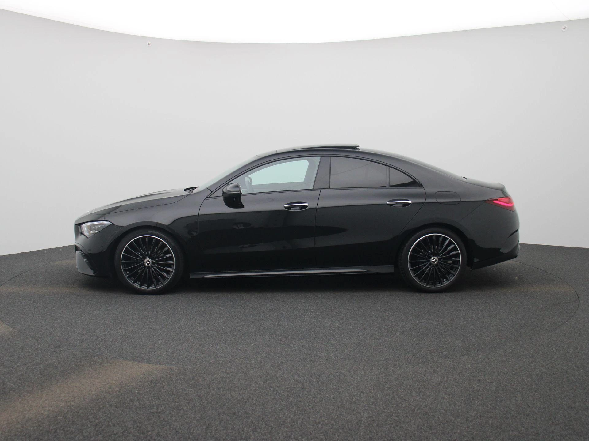 Mercedes-Benz CLA 180 Star Edition AMG Line