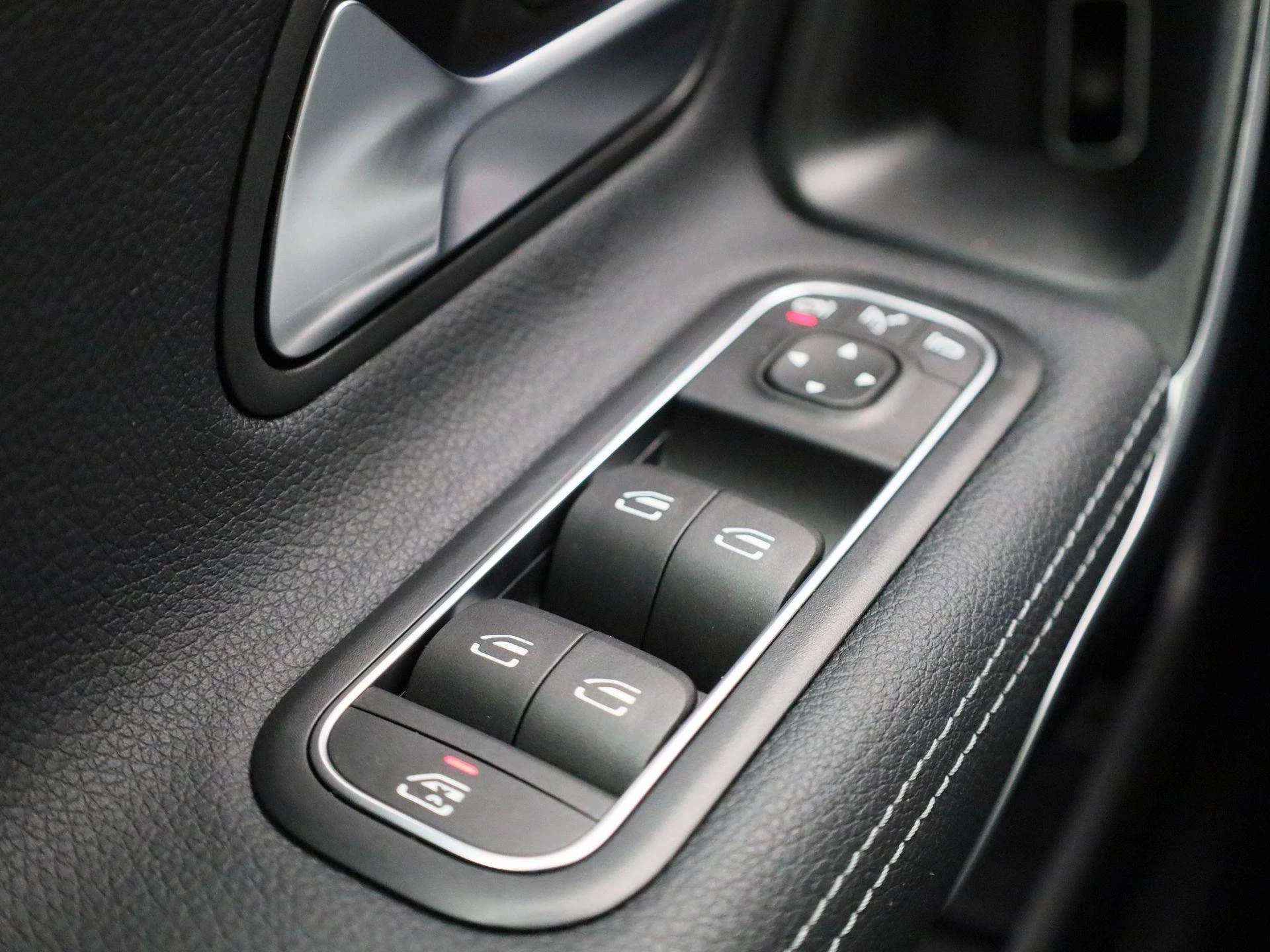 Mercedes-Benz-A-Klasse-image-27