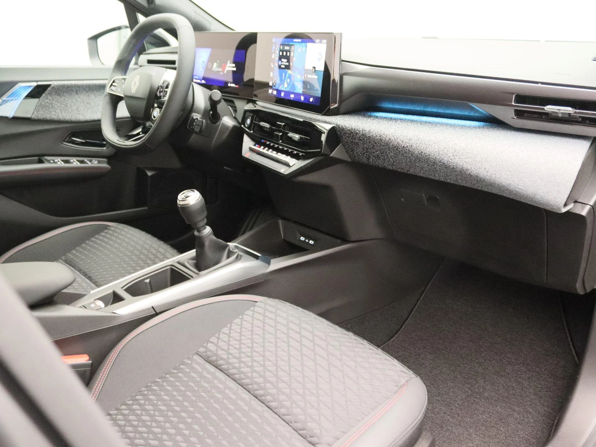Renault-Clio-image-22