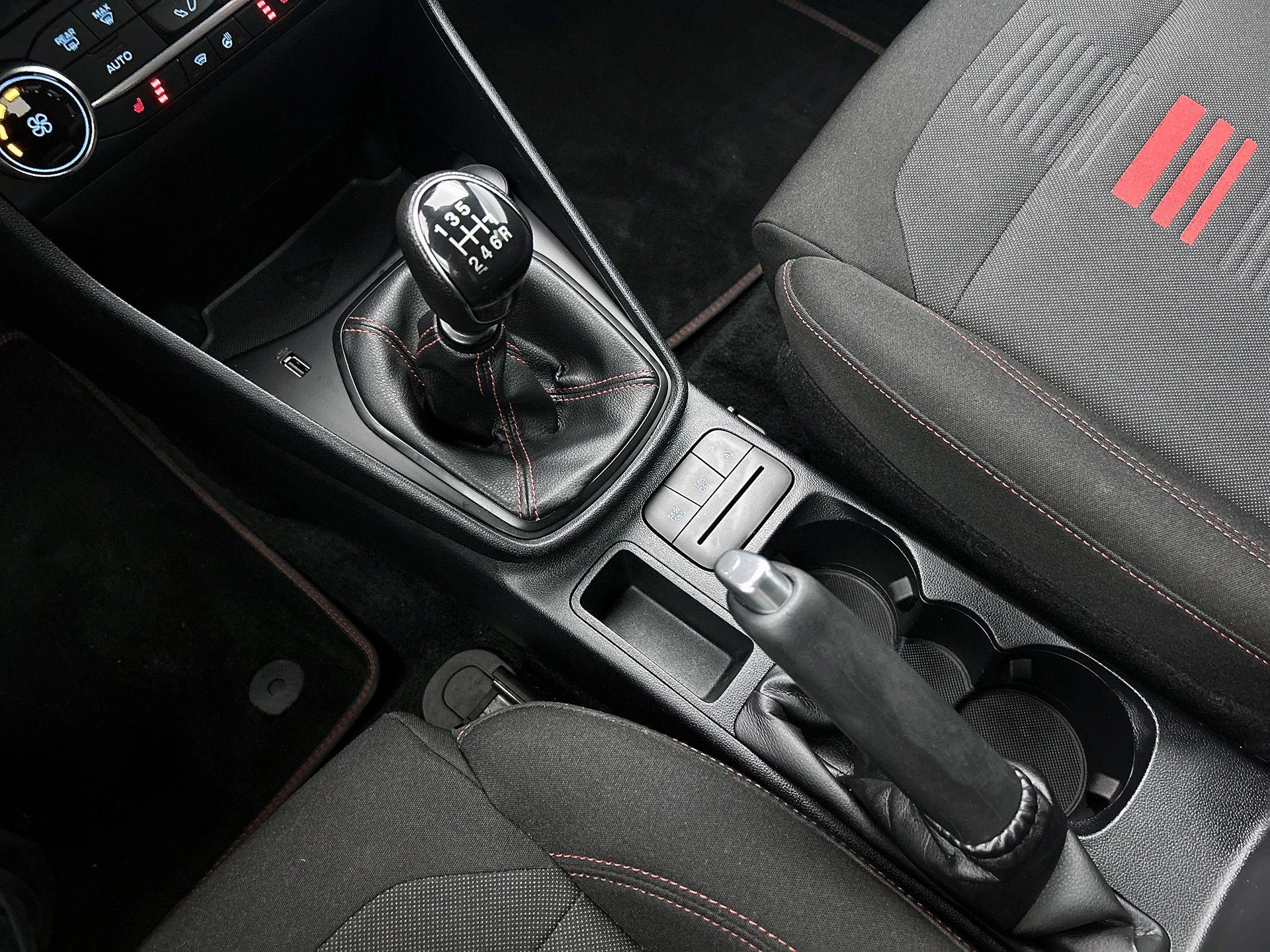 Ford Fiesta 1.0 EcoBoost Hybrid ST-Line