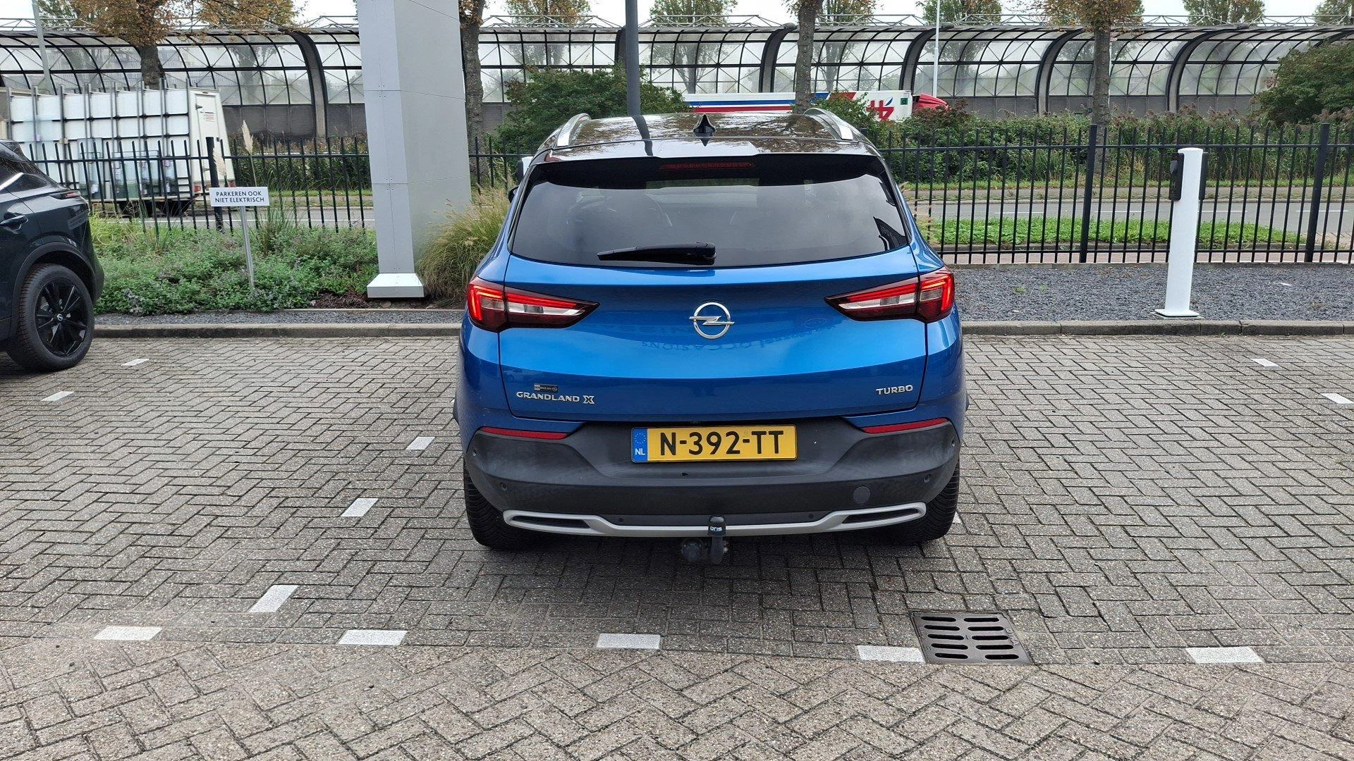 Opel-Grandland X-image-4