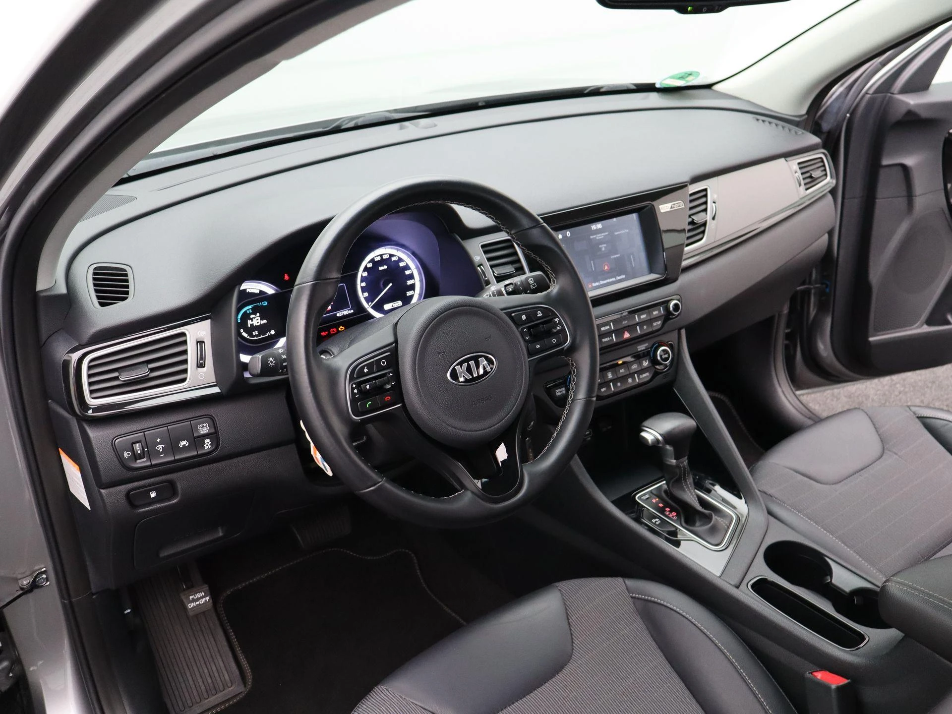Kia-Niro-image-27