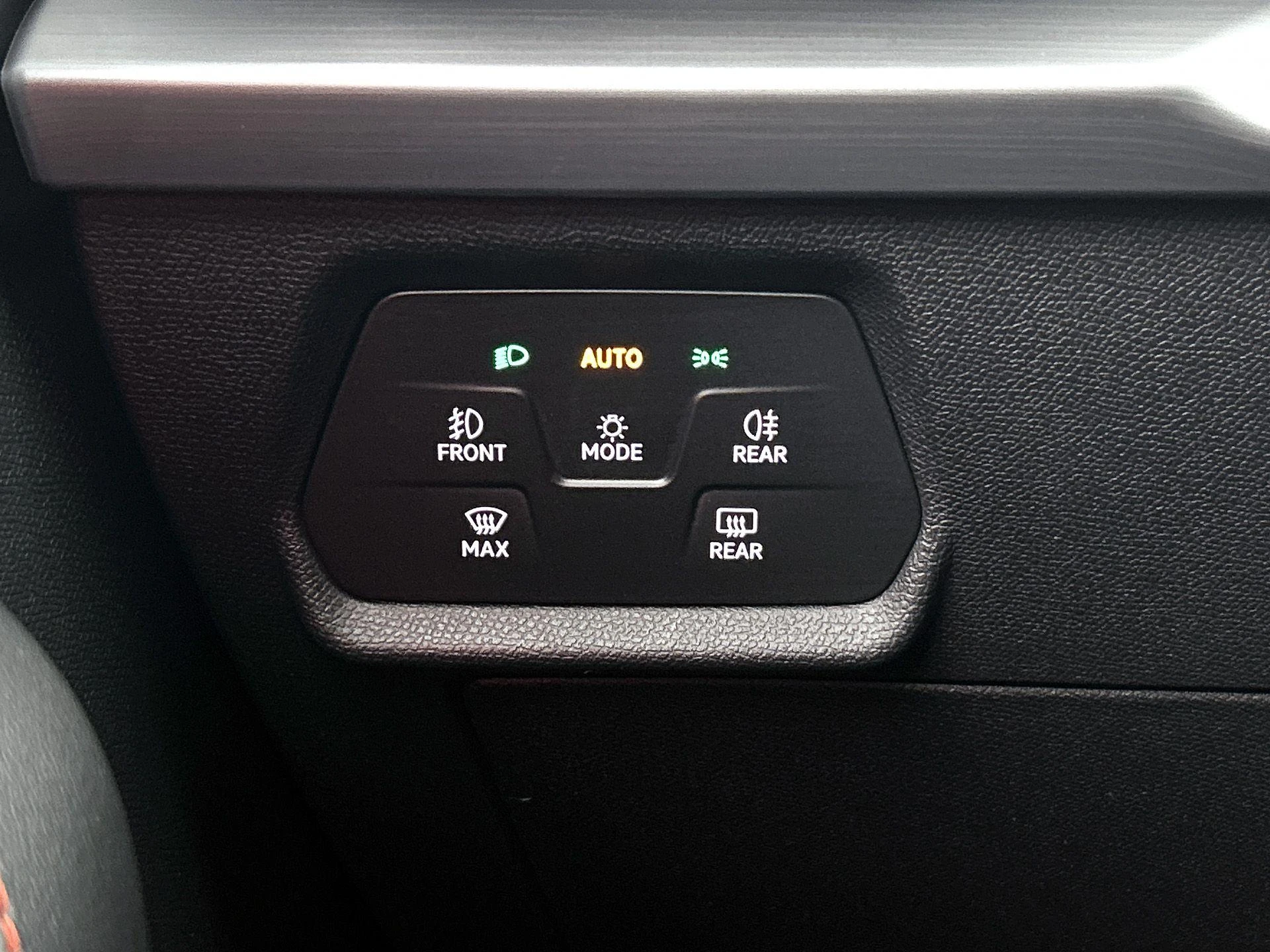 SEAT-Leon-image-28