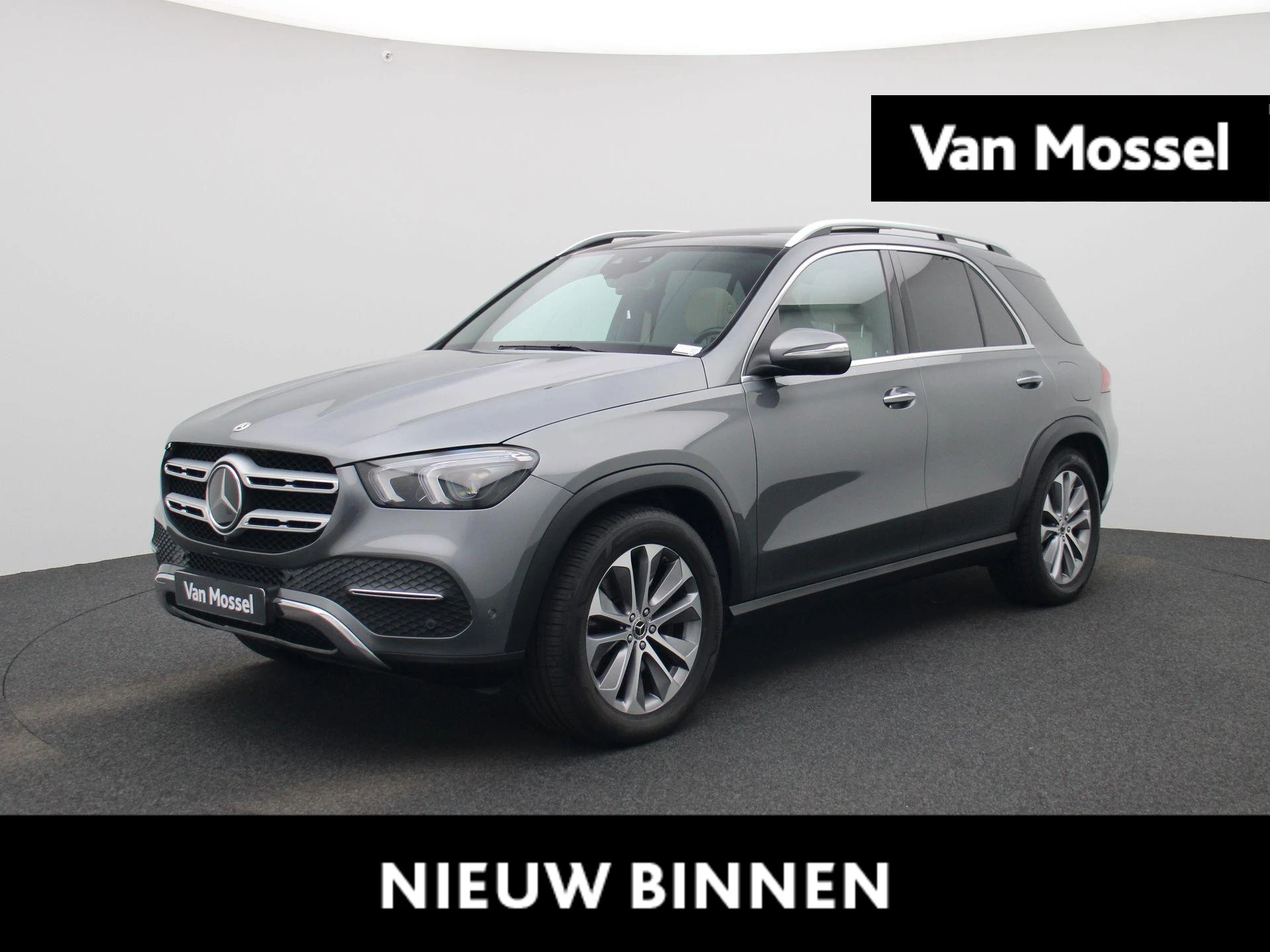 Mercedes-Benz-GLE-image-0