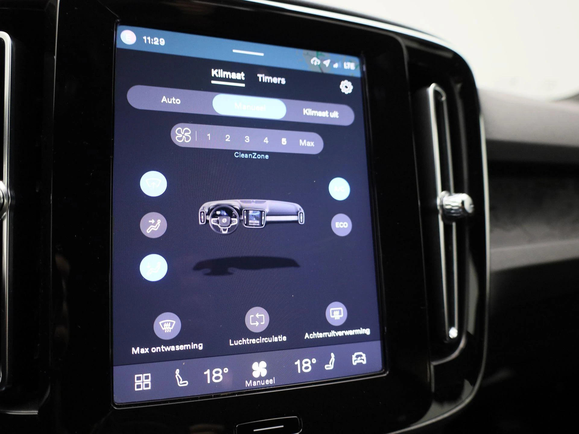 Volvo-XC40-image-22