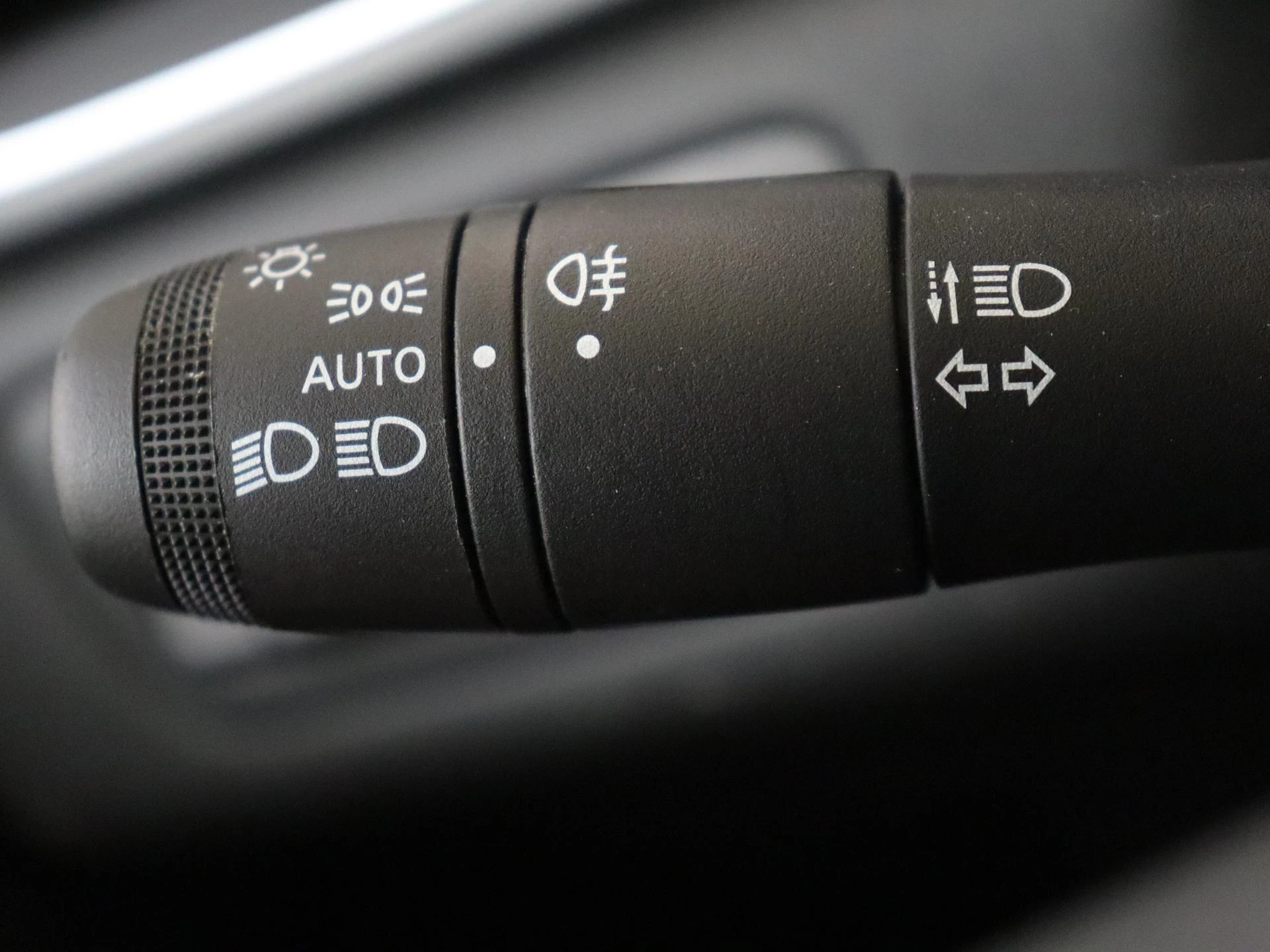 Renault-Captur-image-21