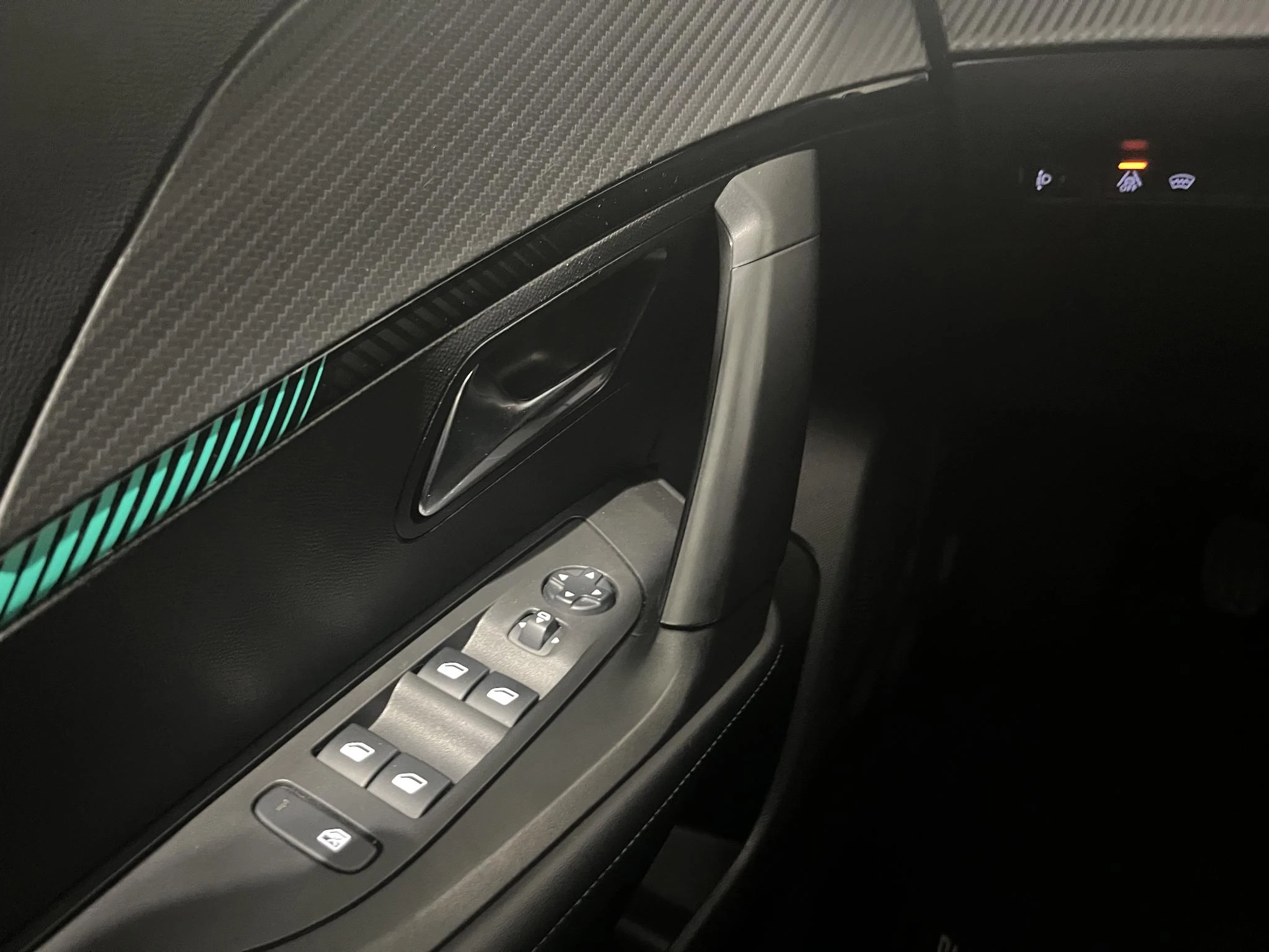 Peugeot-2008-image-15