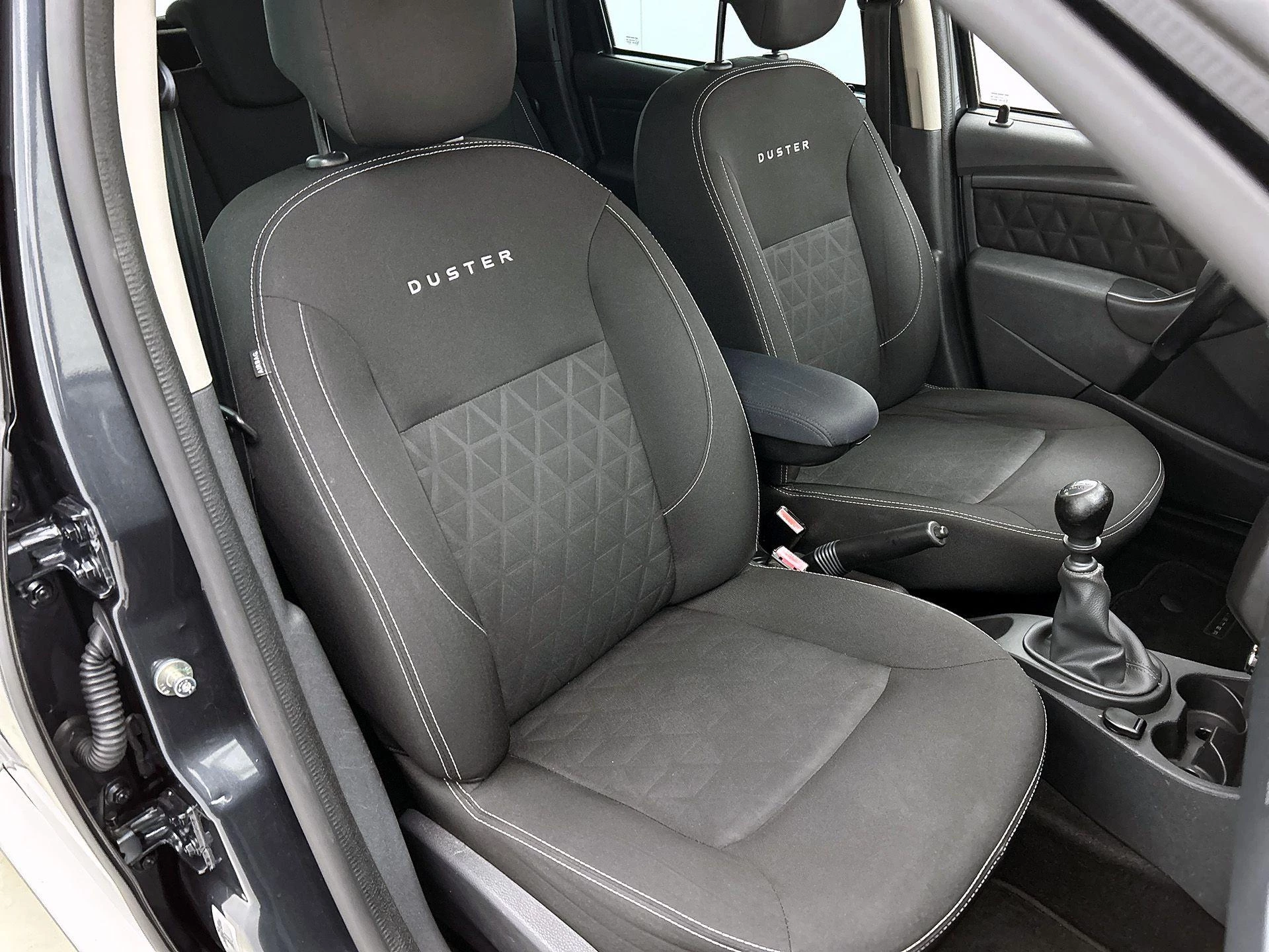 Dacia-Duster-image-21