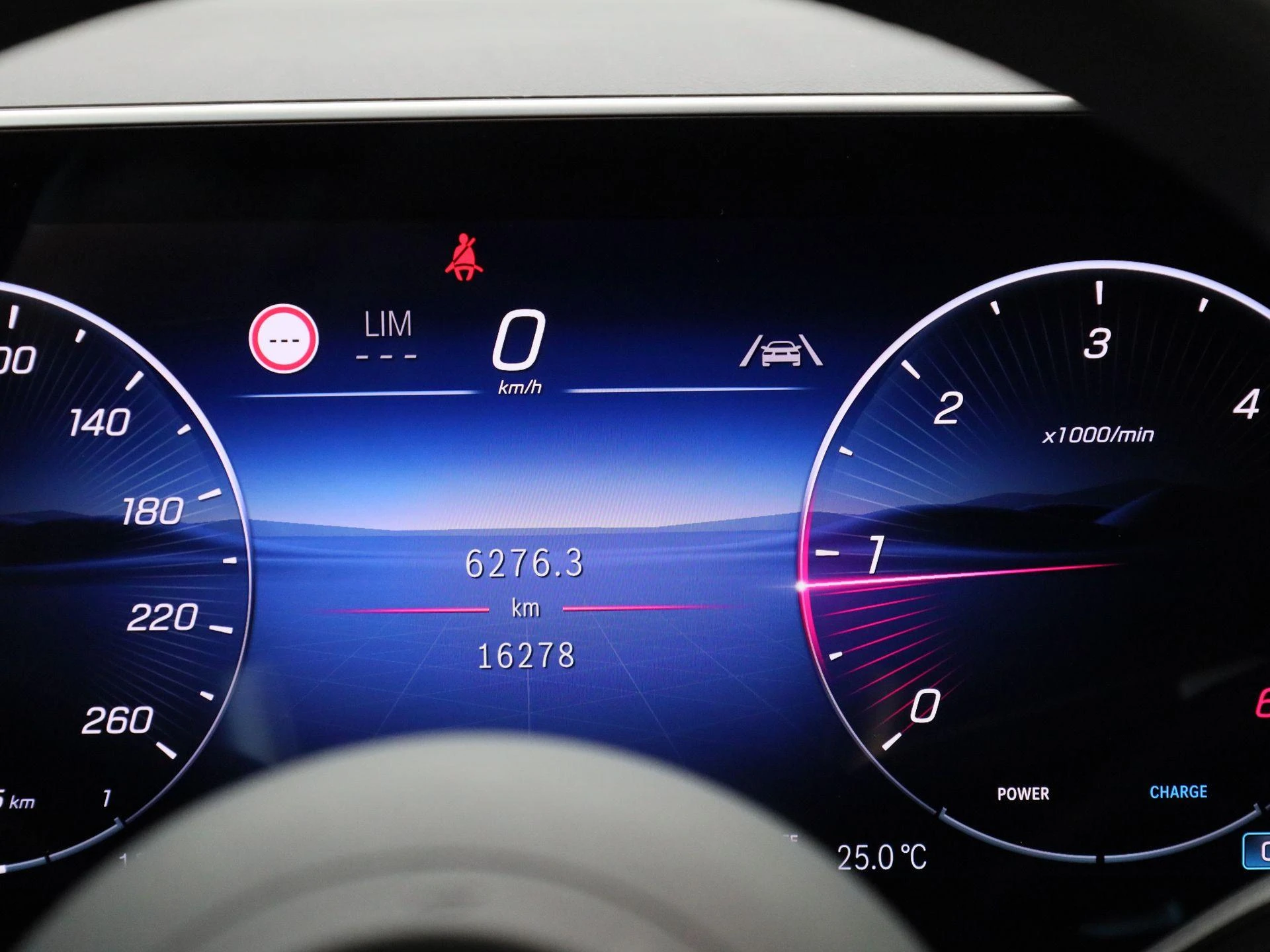 Mercedes-Benz-GLC-image-7