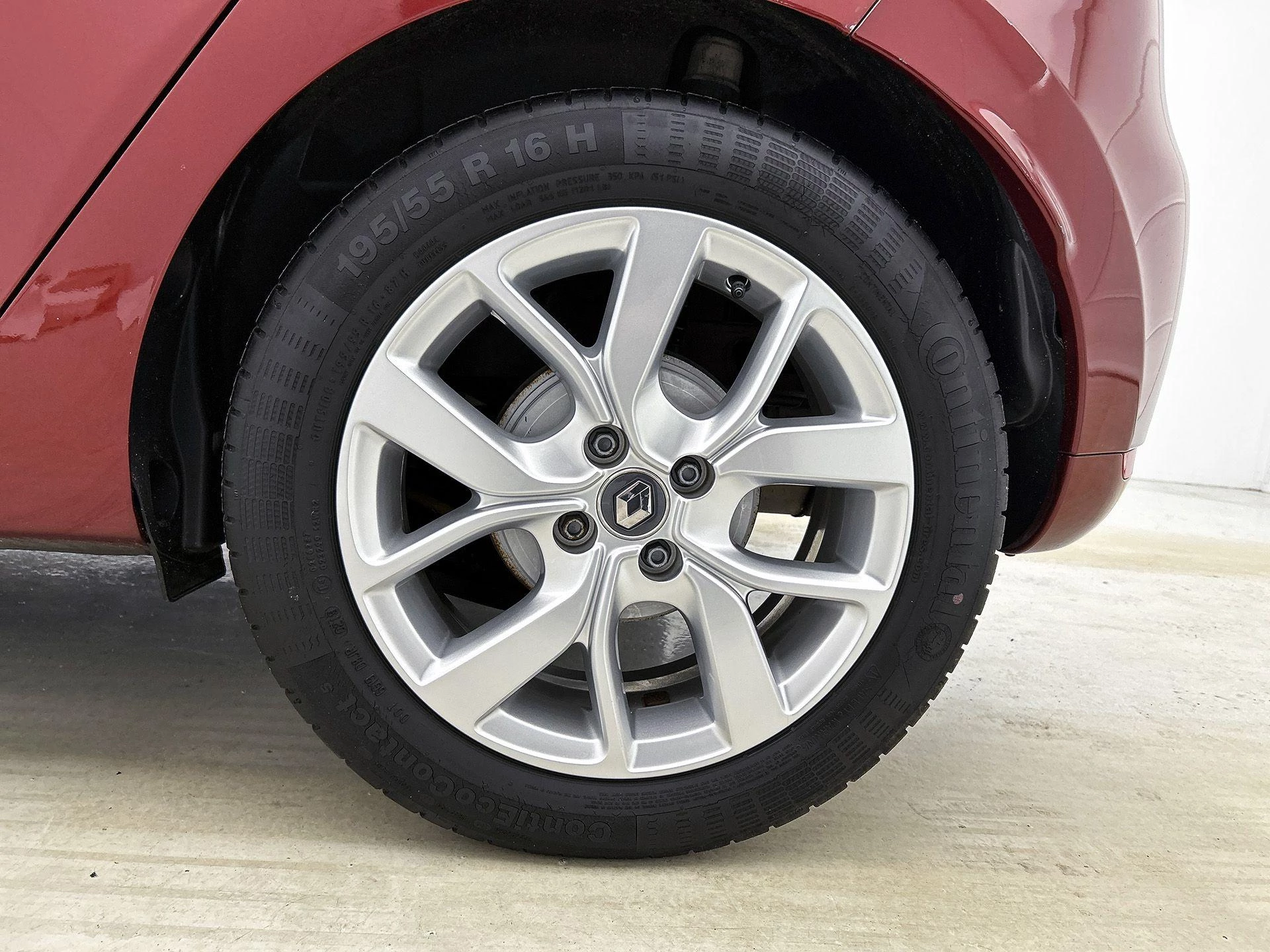 Renault-Clio-image-29