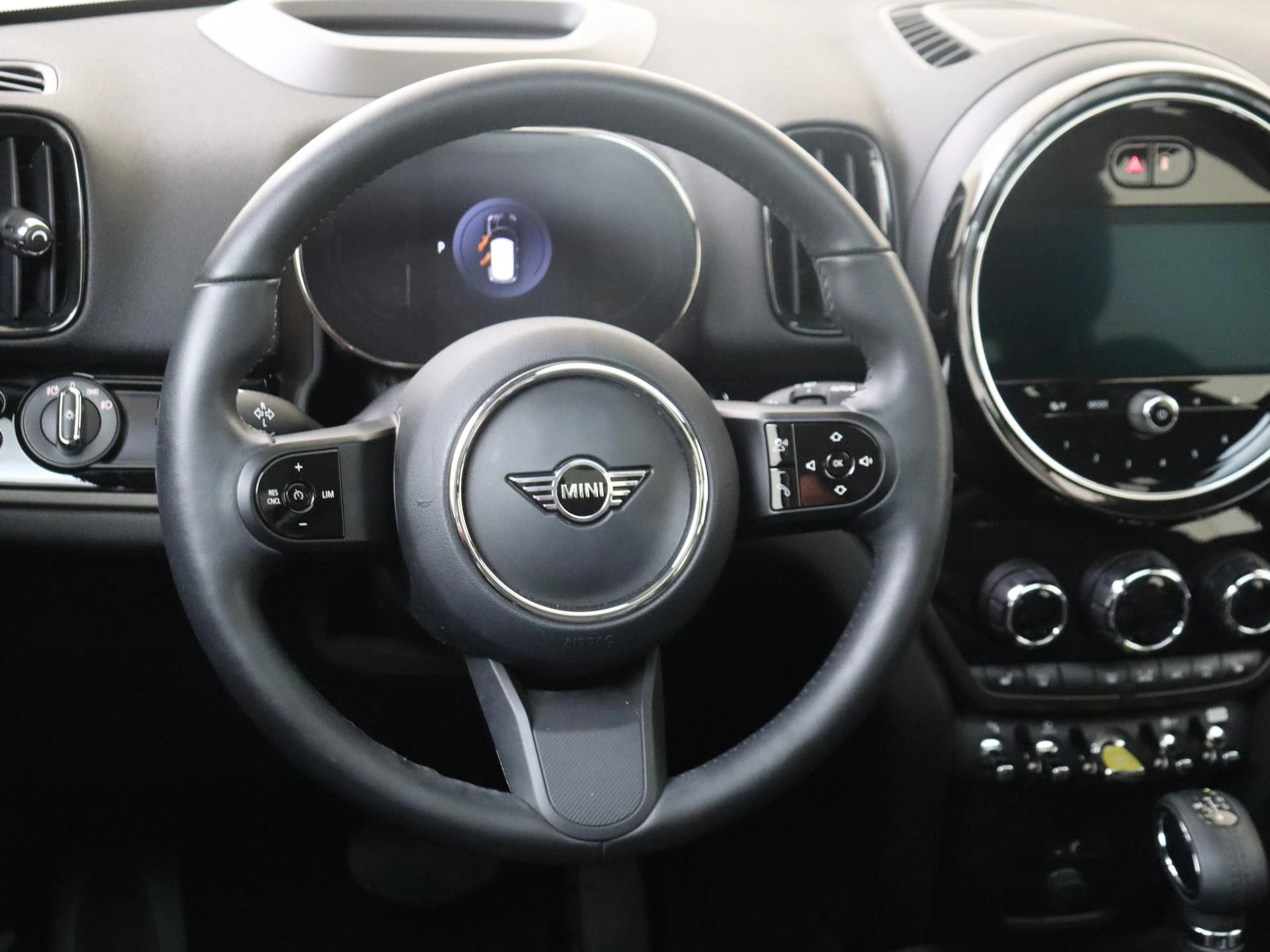 MINI-Countryman-image-9