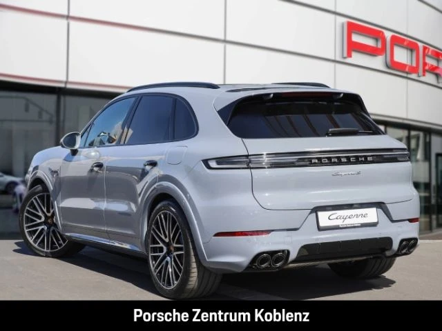 Porsche-Cayenne-image-2