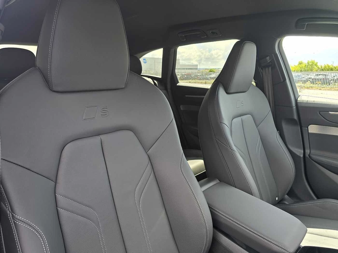 Audi-A6-image-14