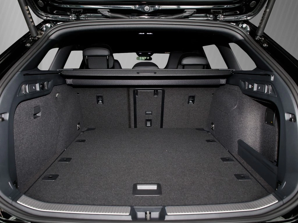 Volkswagen Passat R-Line 2,0 l TDI 150 PS 7-Gang DSG SKL