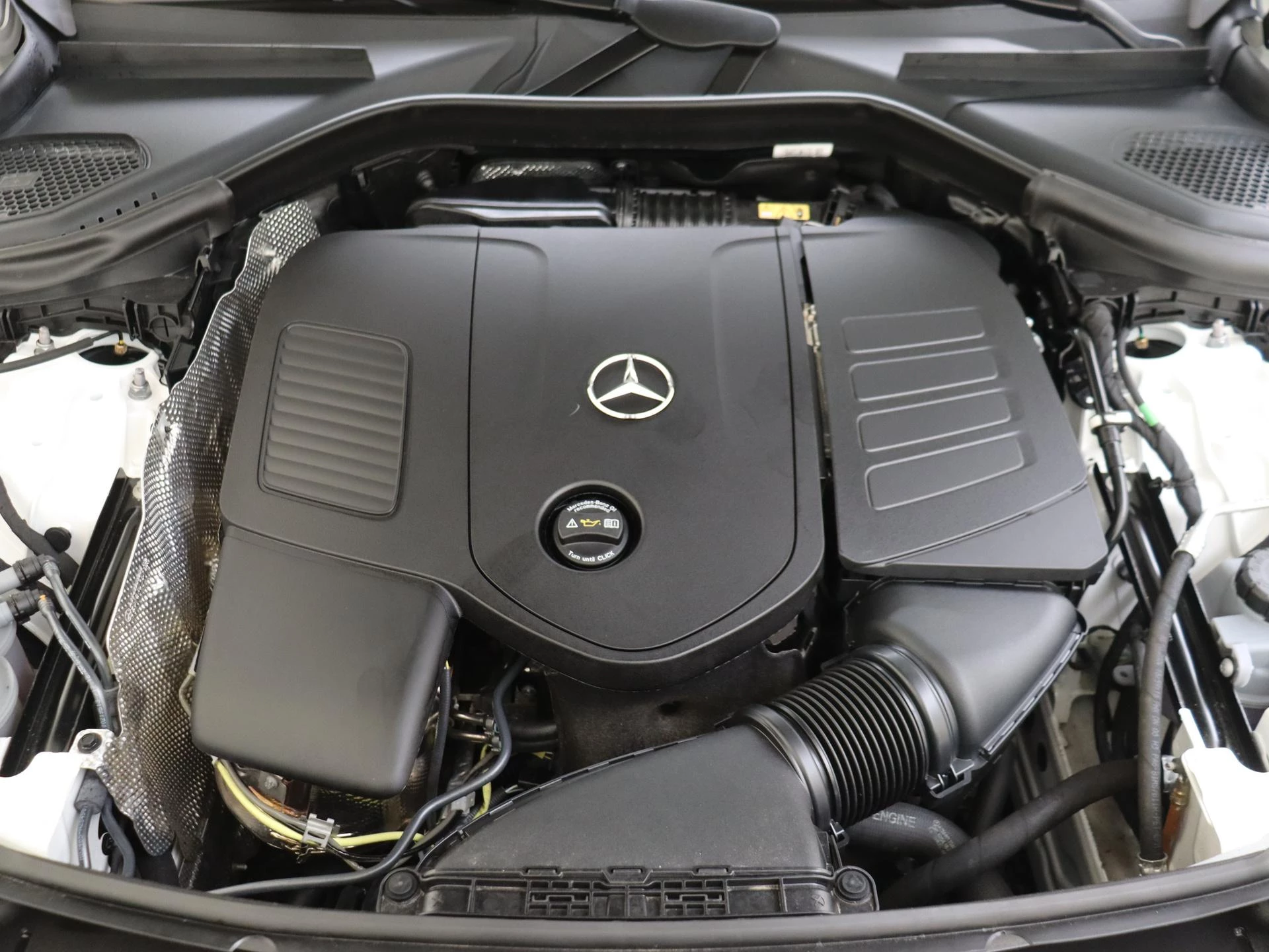 Mercedes-Benz-GLC-image-4