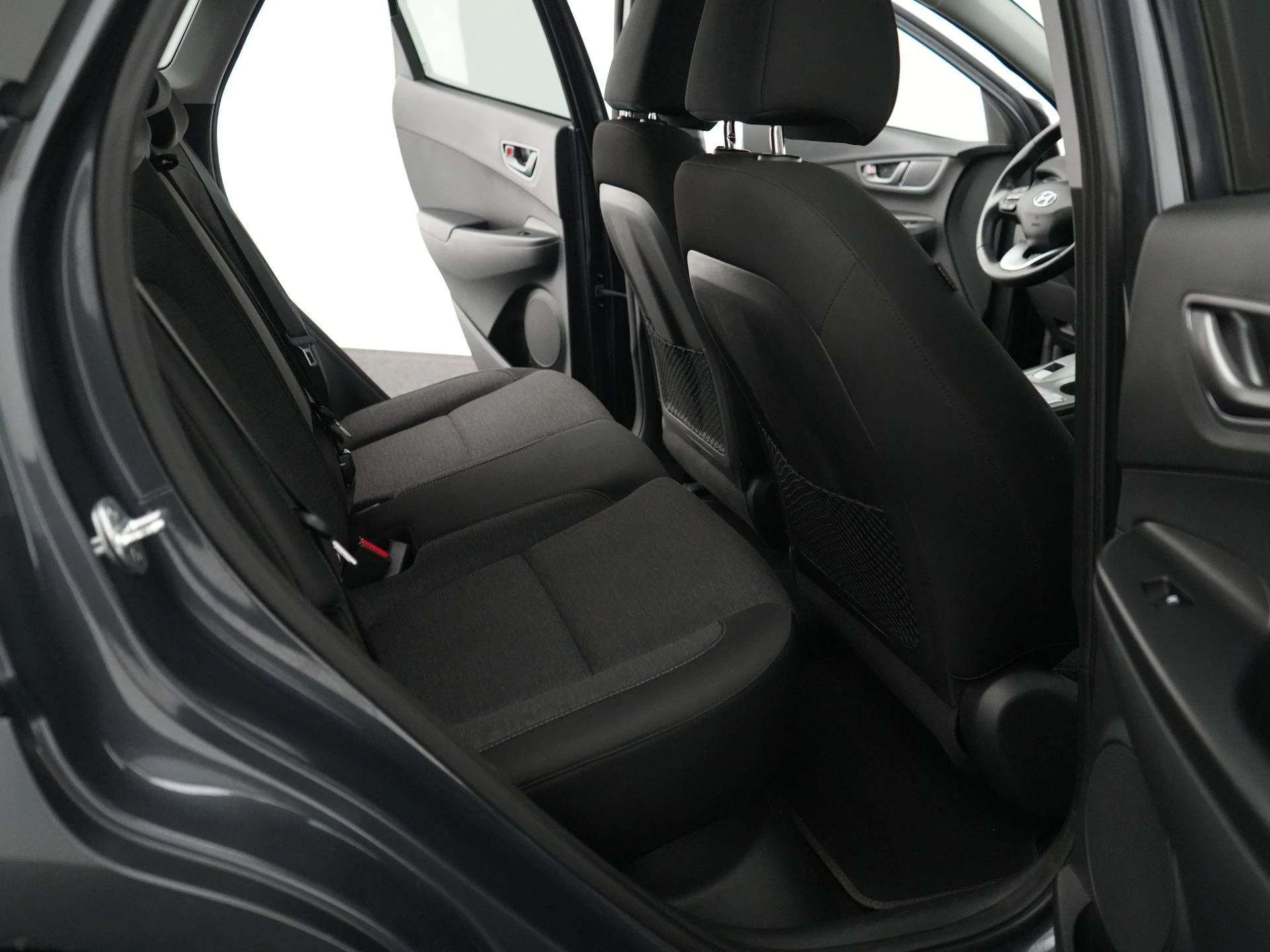 Hyundai-Kona-image-32