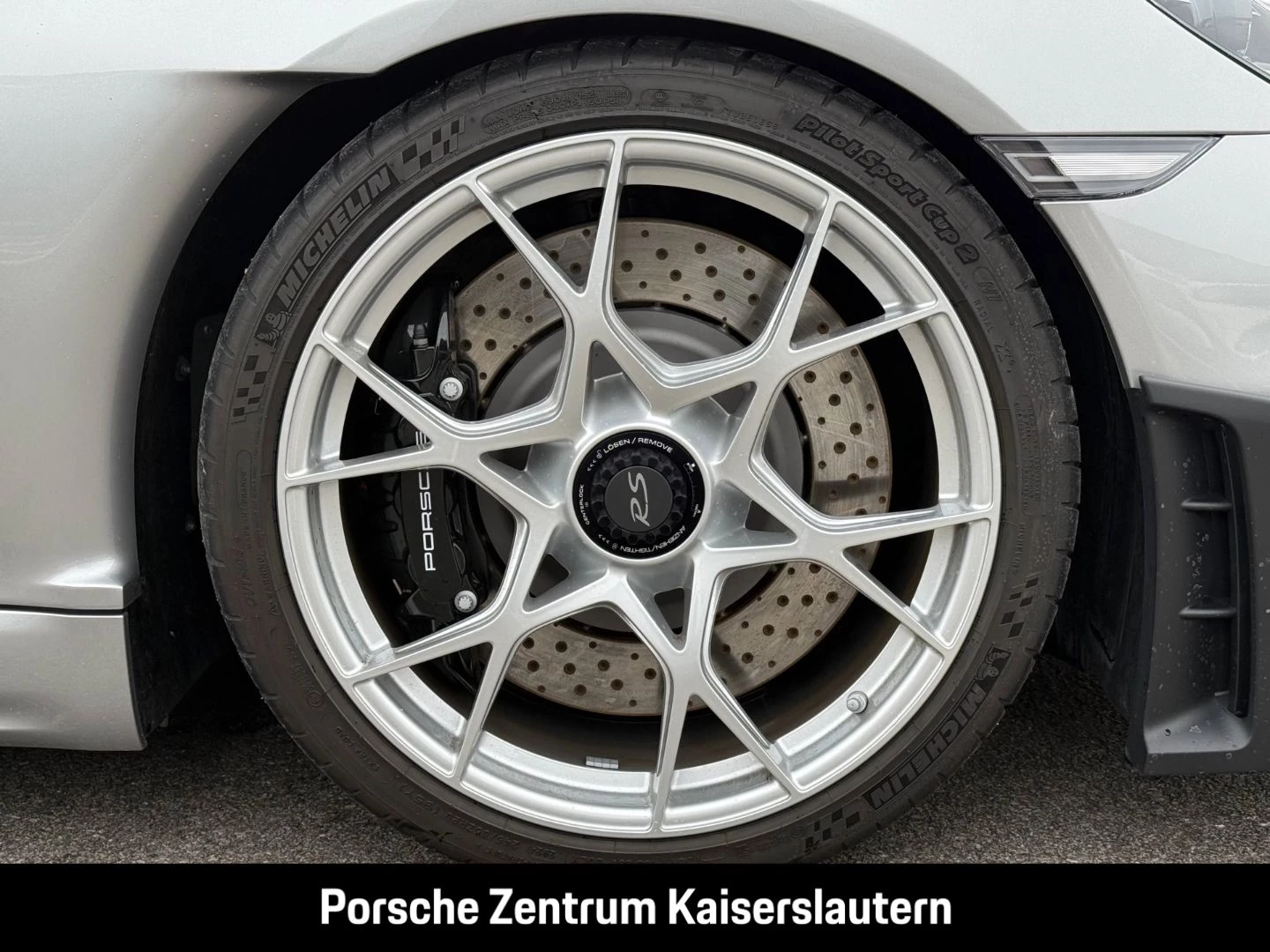 Porsche 718 Spyder RS Liftsystem-VA Weissach-Paket BOSE spyder rs982C 718 Spyder RS Liftsystem-VA Weissach-Paket BOSE spyder rs