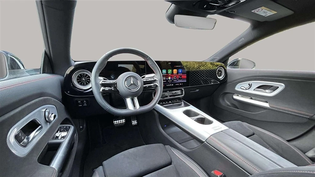 Mercedes-Benz-CLA-image-11