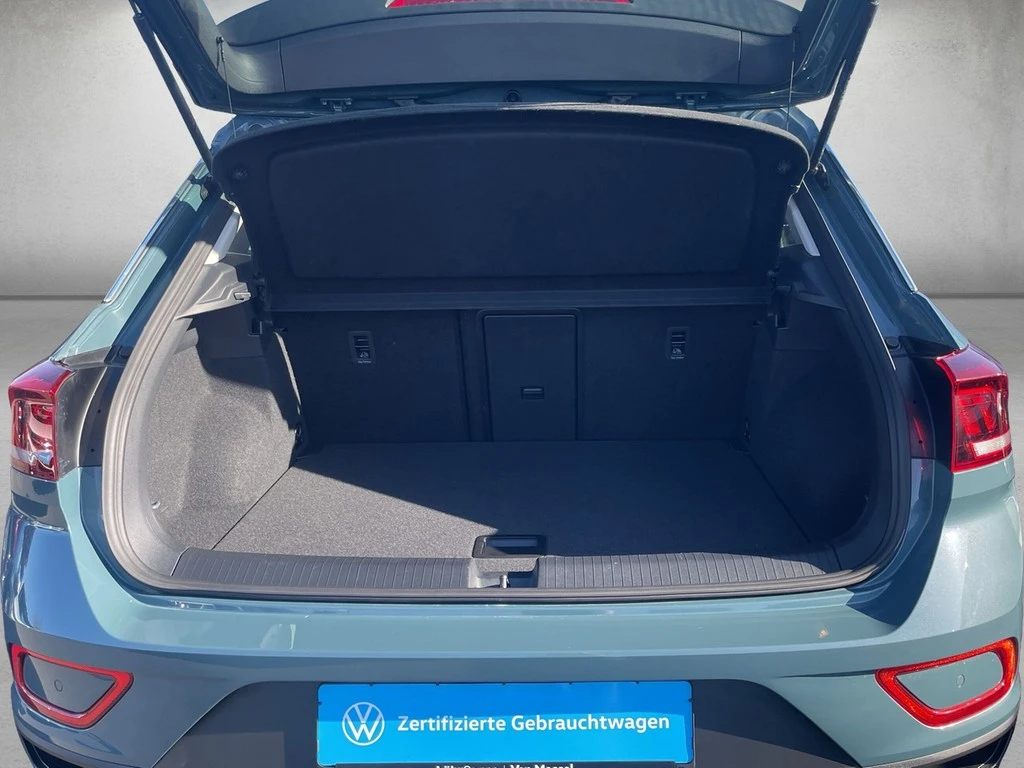 Volkswagen-T-Roc-image-4