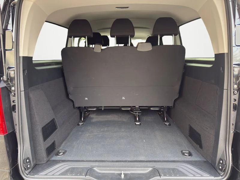 Mercedes-Benz-Vito-image-9