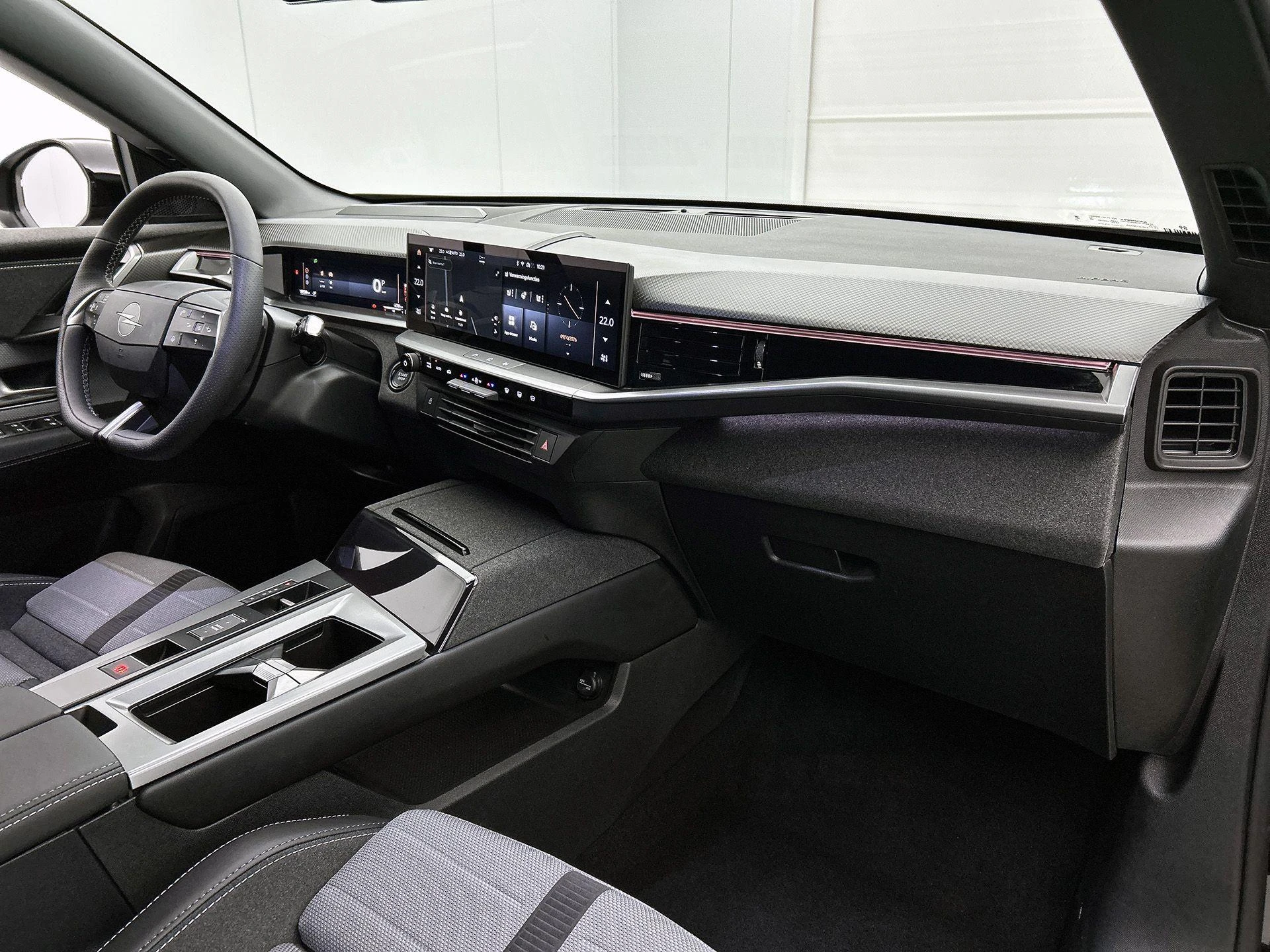 Opel-Grandland-image-19