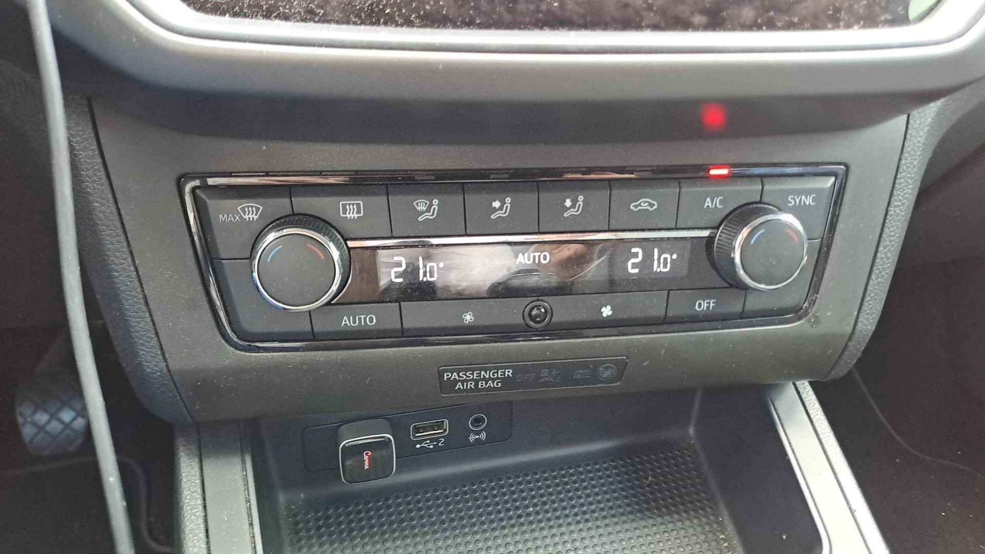 SEAT-Ibiza-image-10