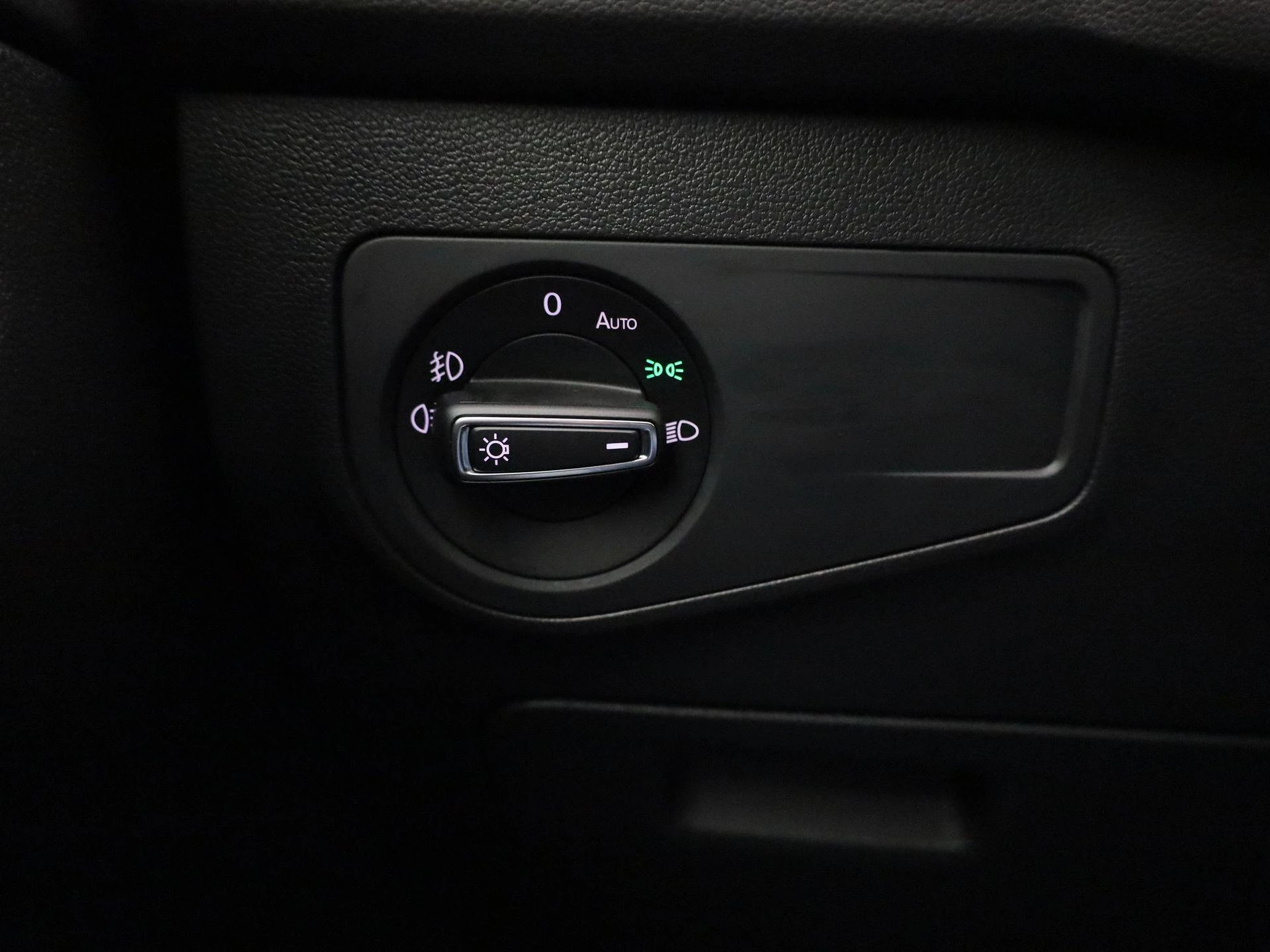 Volkswagen-Tiguan Allspace-image-19