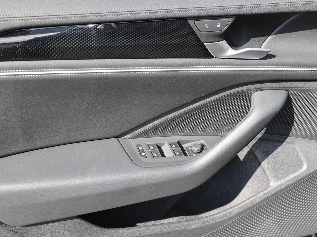 Volkswagen-Passat-image-14