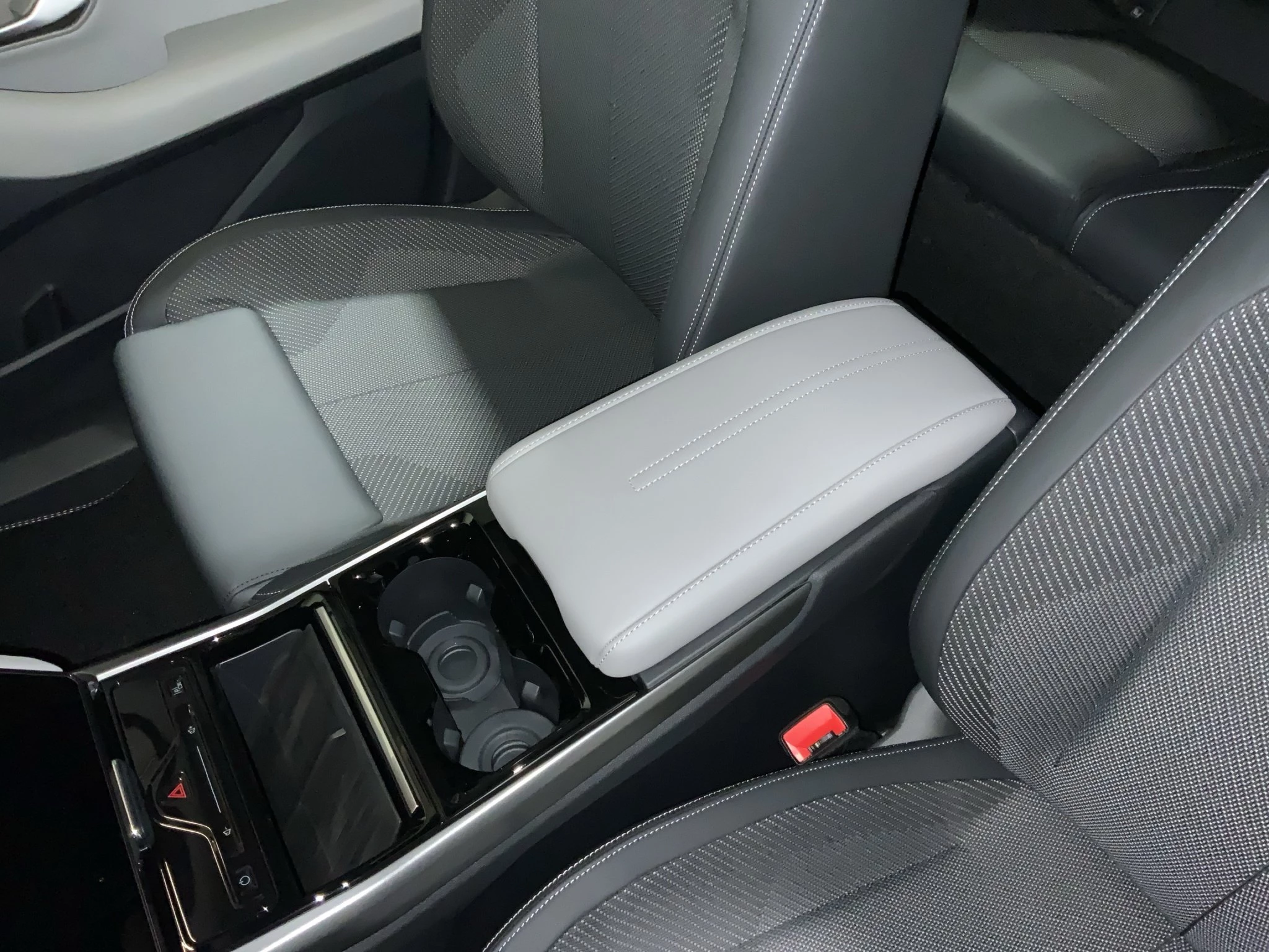 Ford-Explorer-image-20