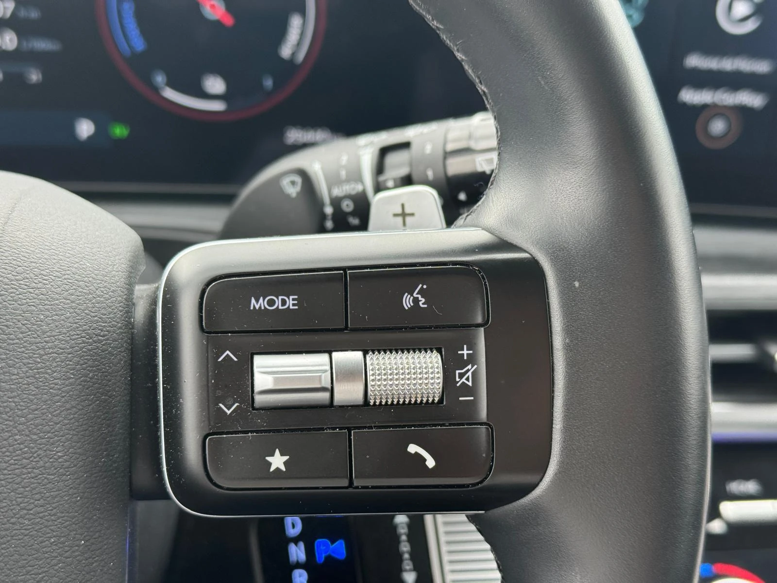 Hyundai-Santa Fe-image-19