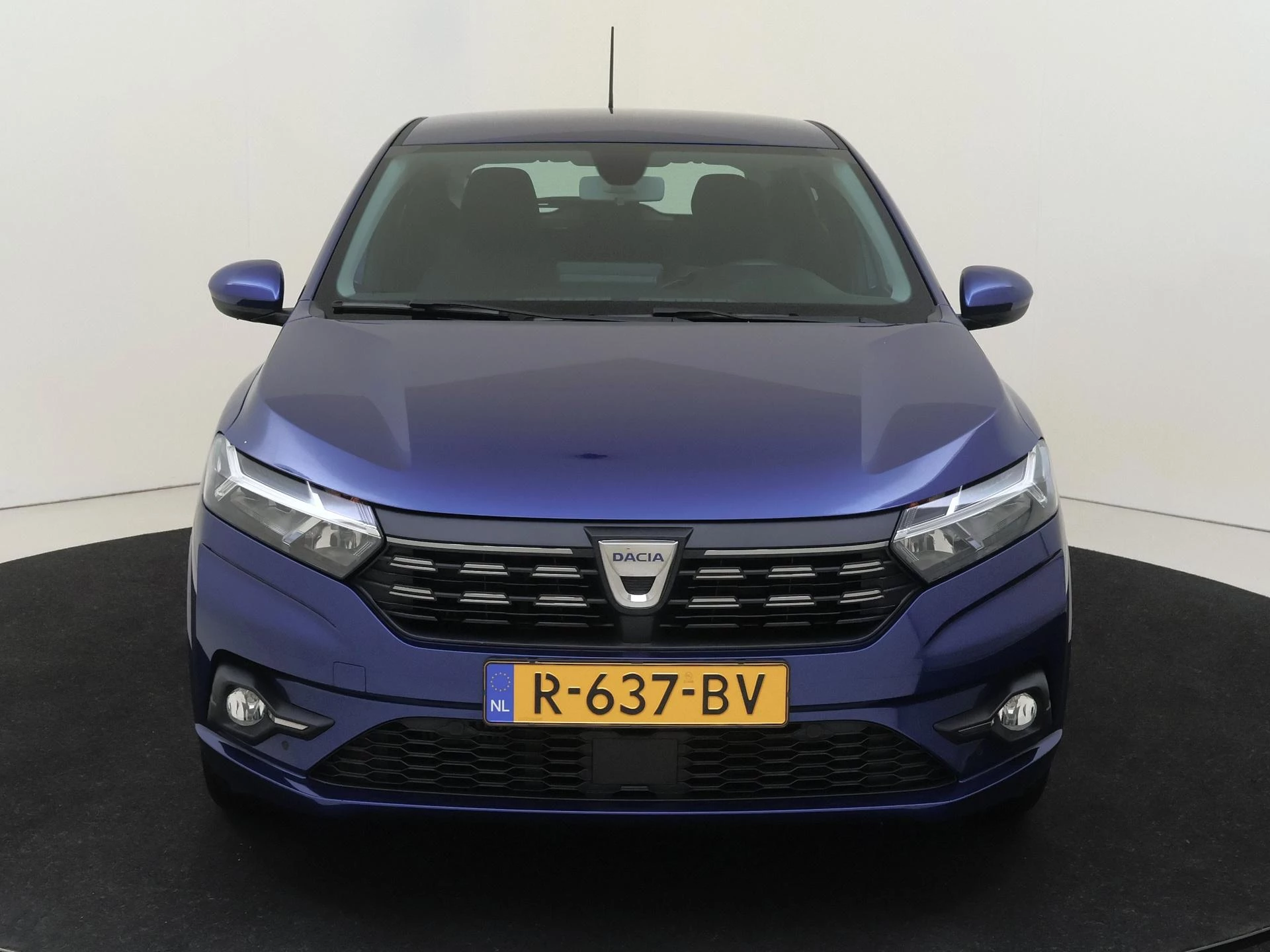 Dacia-Sandero-image-5