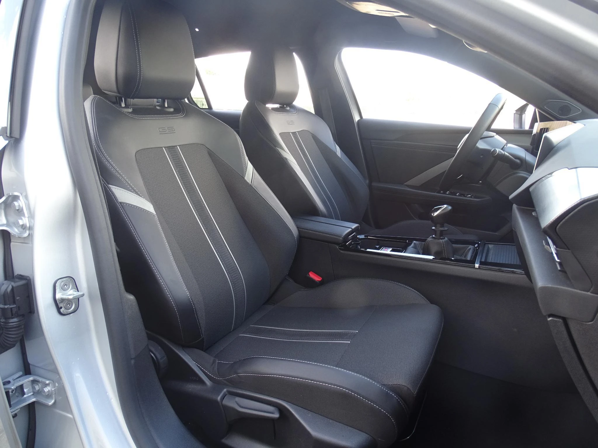 Opel-Astra-image-11