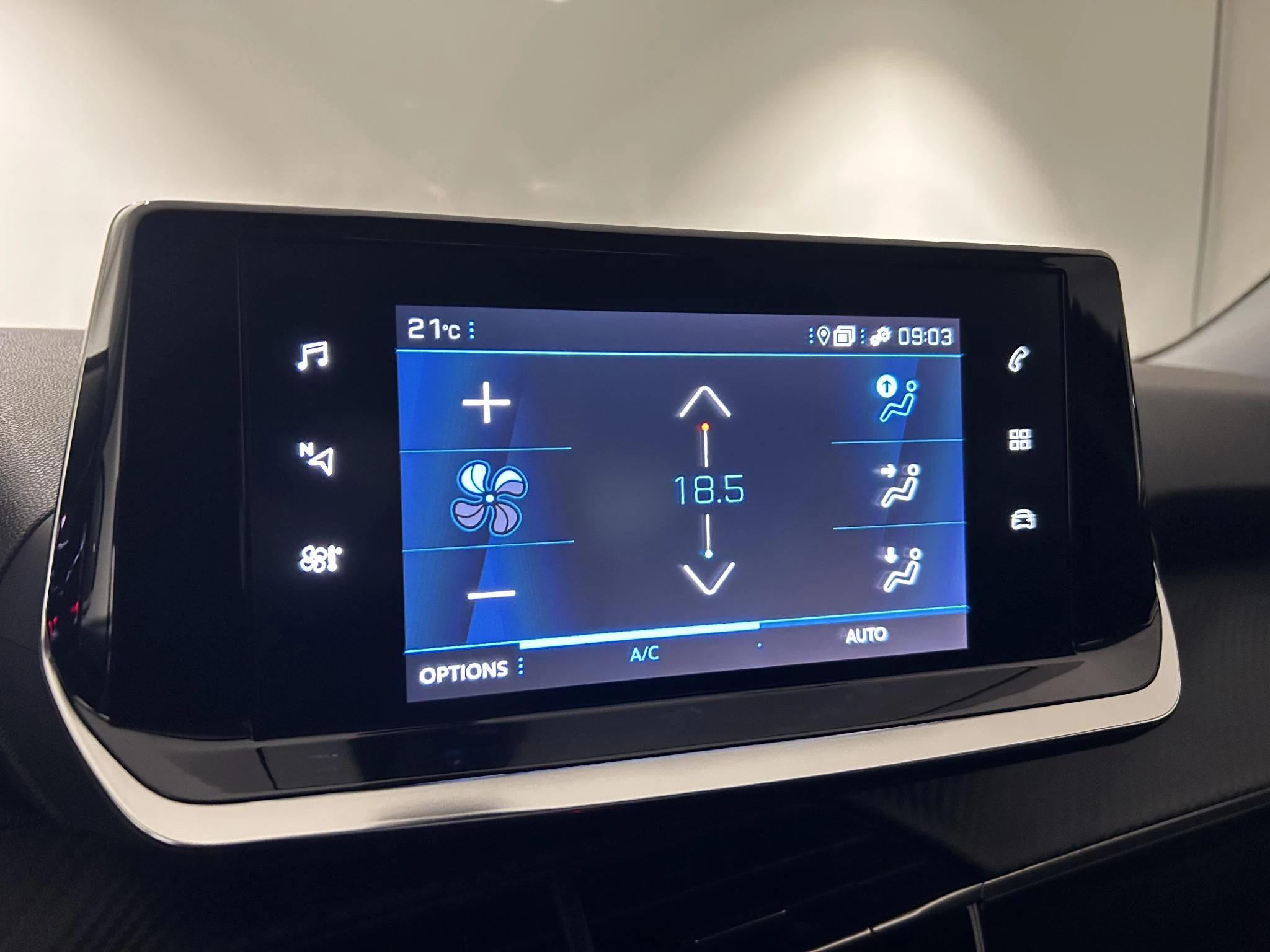 Peugeot 2008 1.2 PureTech Allure Pack