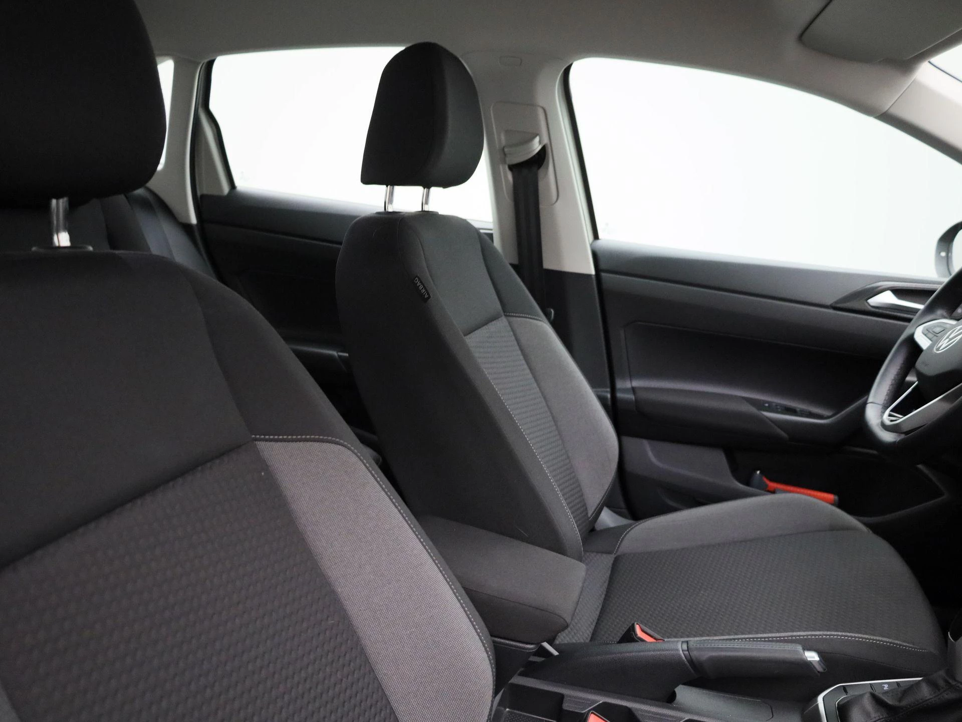 Volkswagen-Taigo-image-27