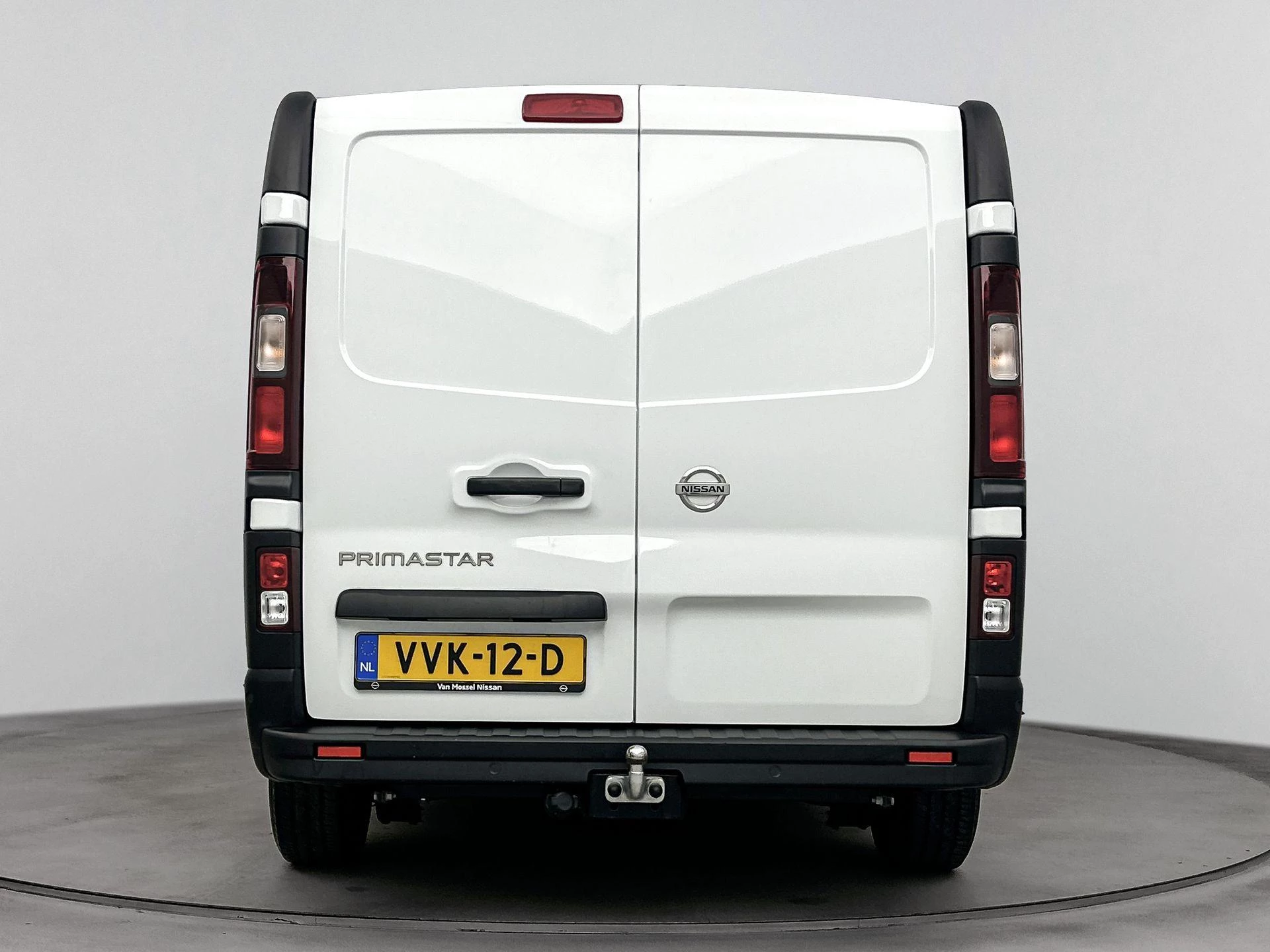 Nissan-Primastar-image-2