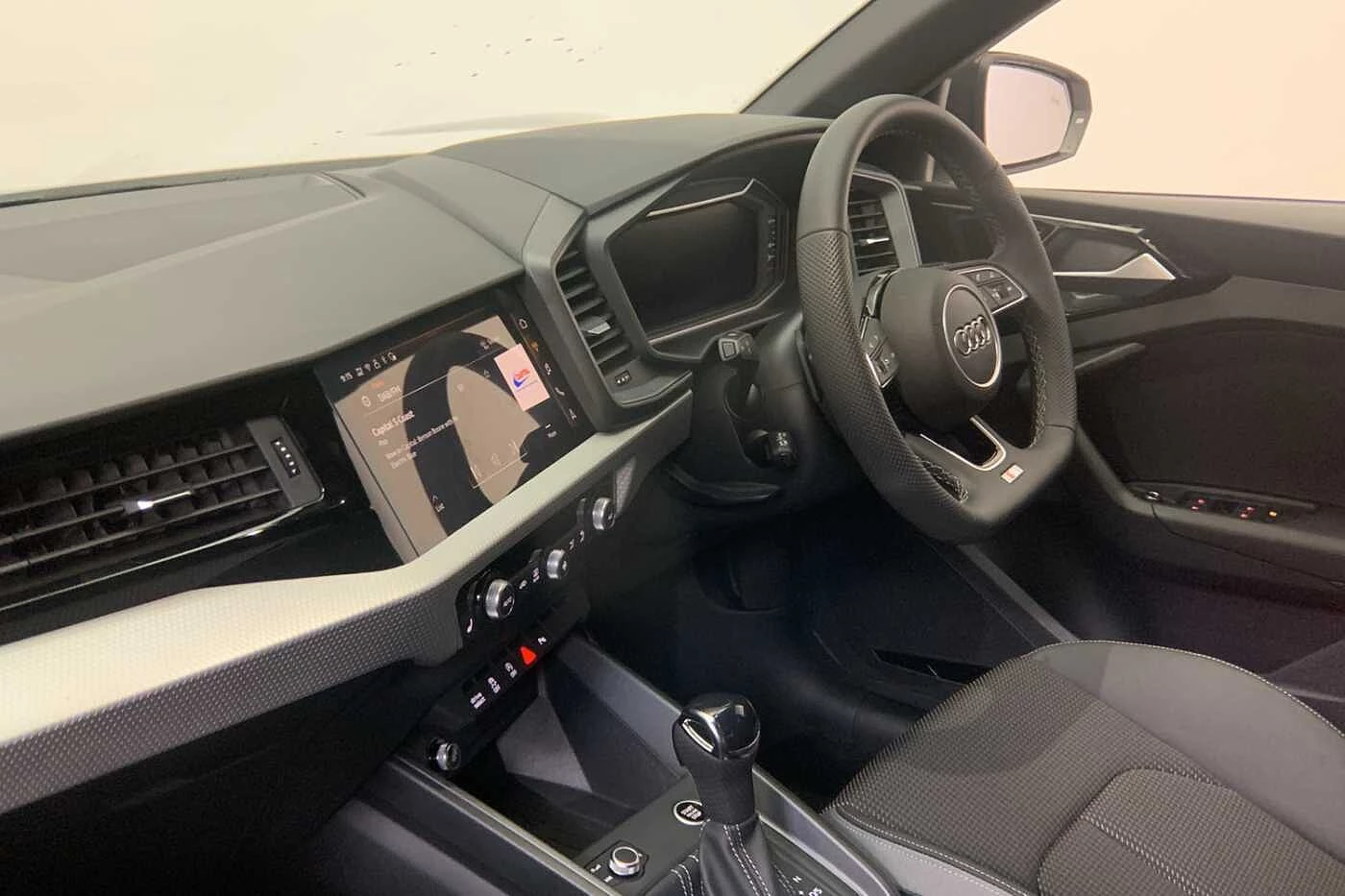 Audi-A1 Sportback-image-11