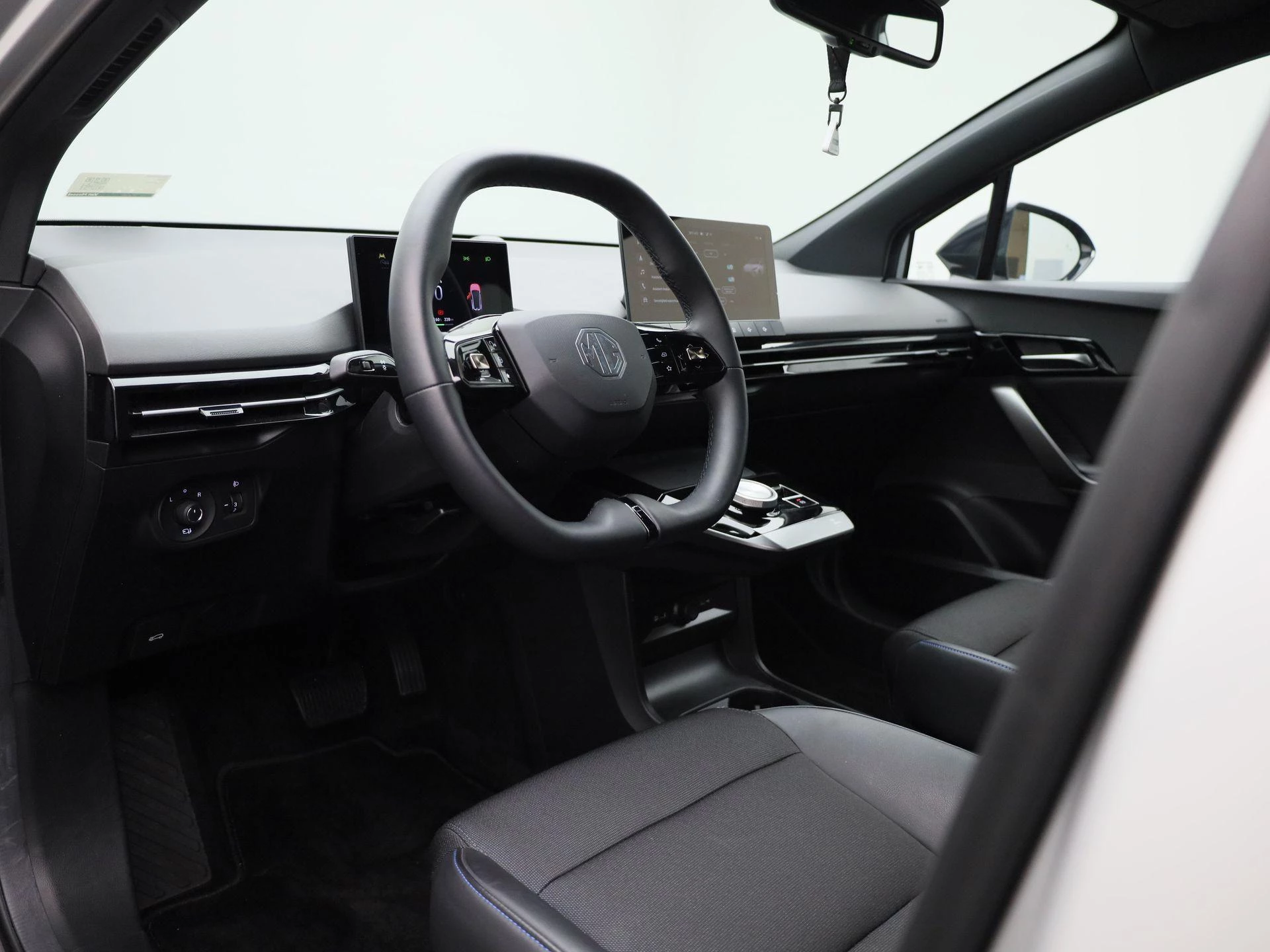 MG 4 64 kWh Luxury