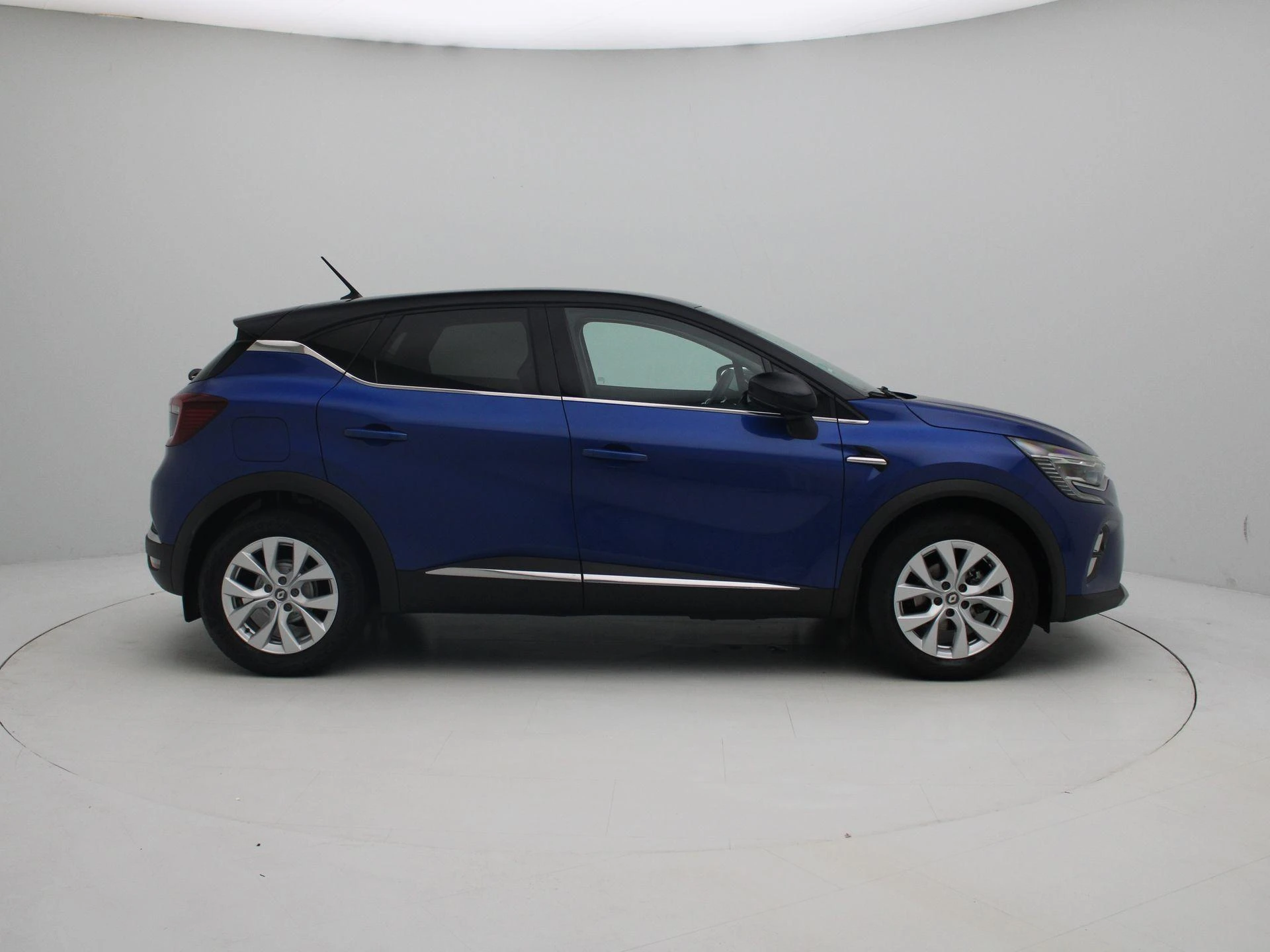 Renault-Captur-image-5