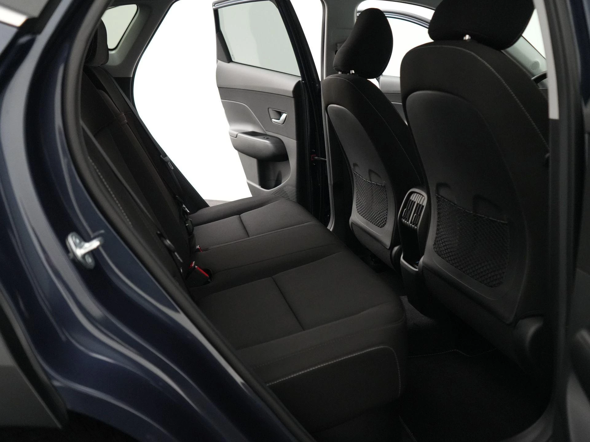 Hyundai-Kona-image-38
