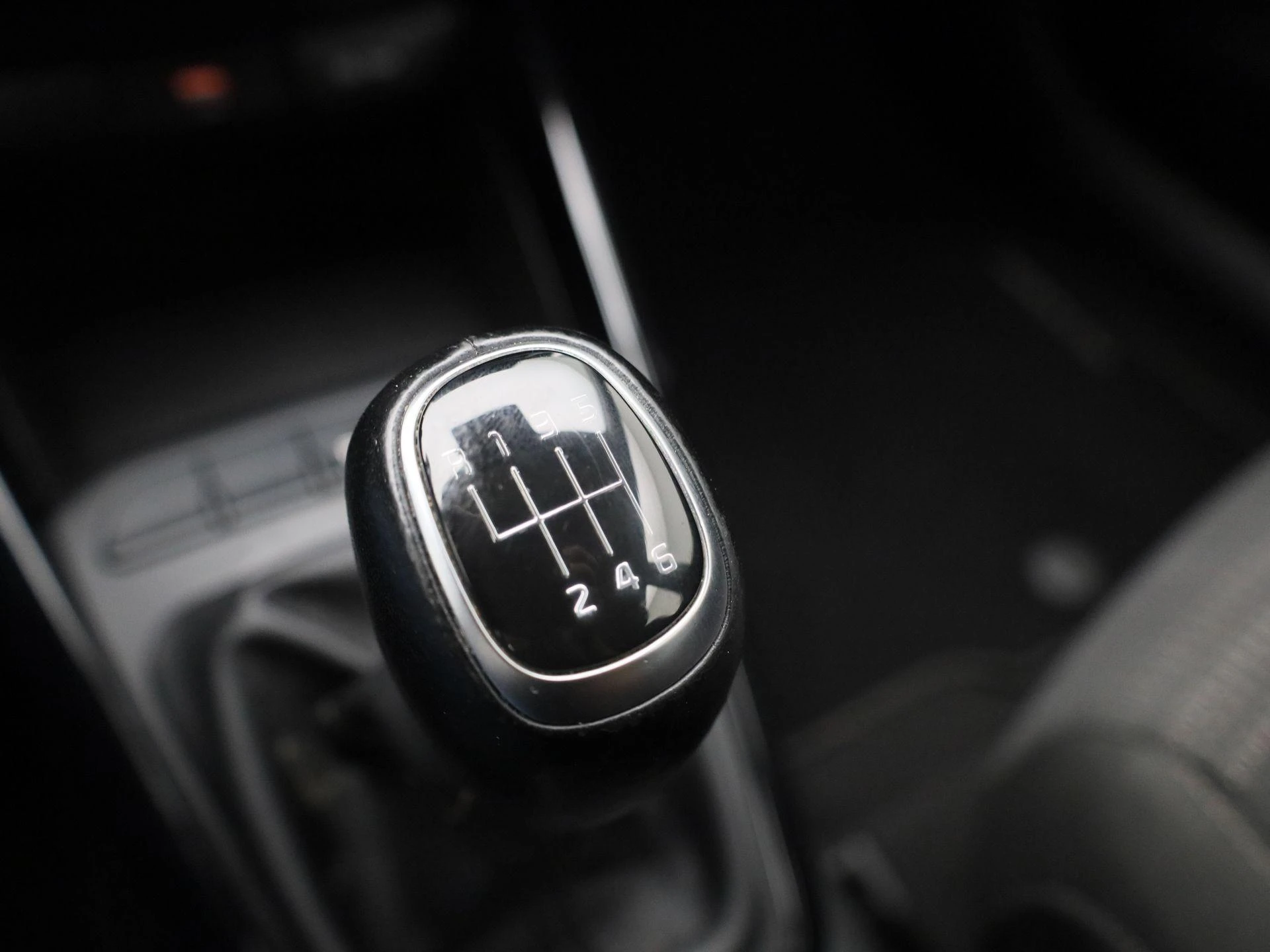 Kia-Stonic-image-23