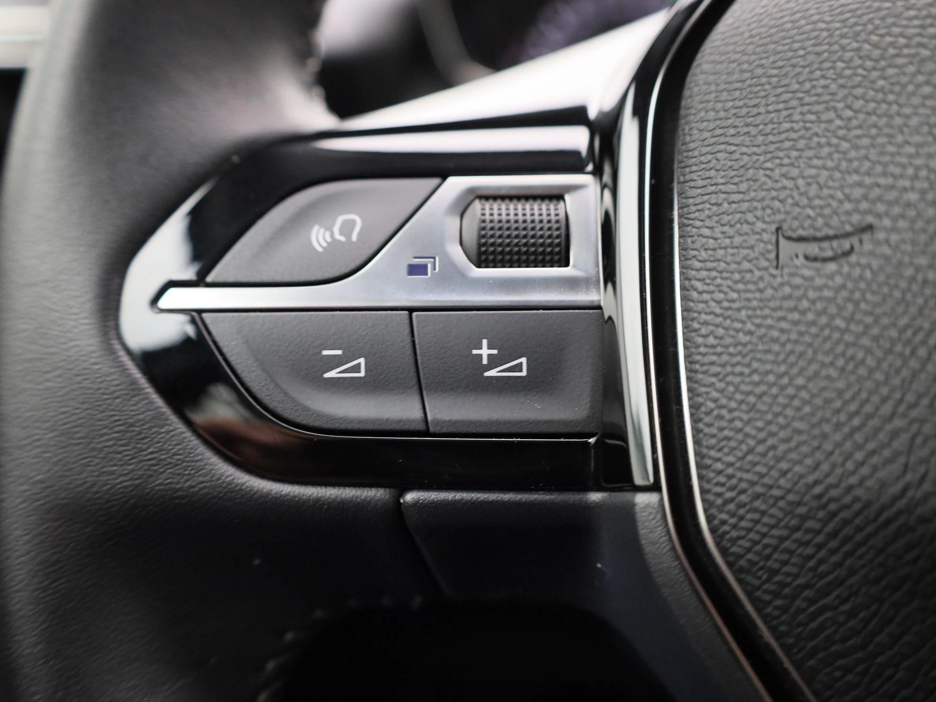 Peugeot 208 1.2 PureTech Active Pack