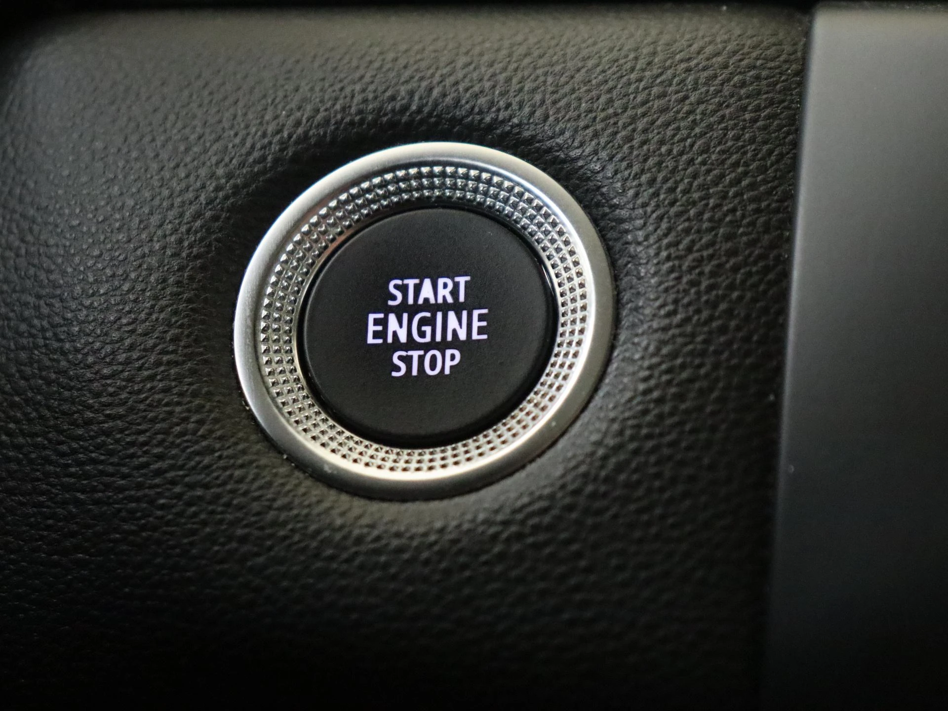 Renault-Captur-image-21