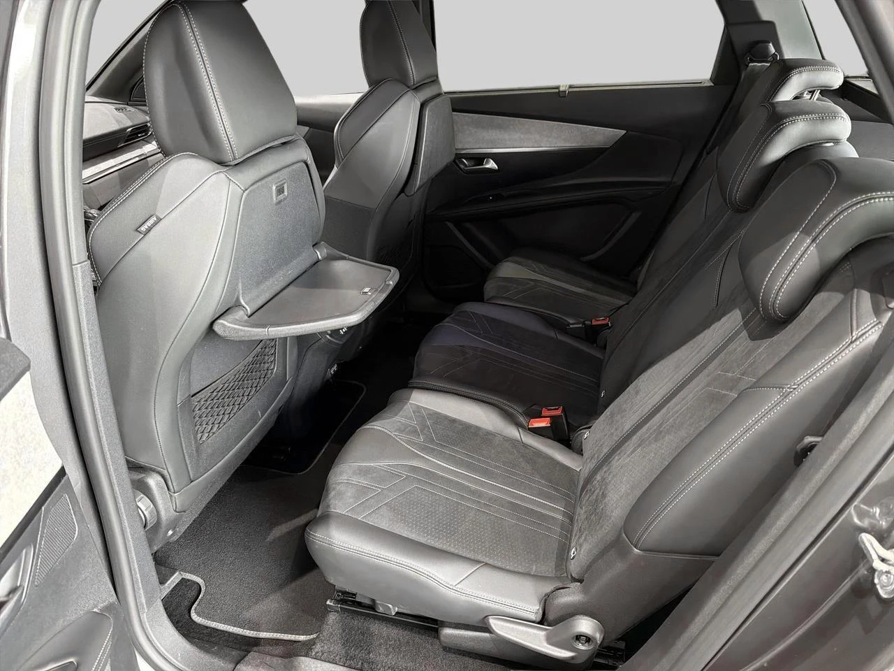 Peugeot-5008-image-13