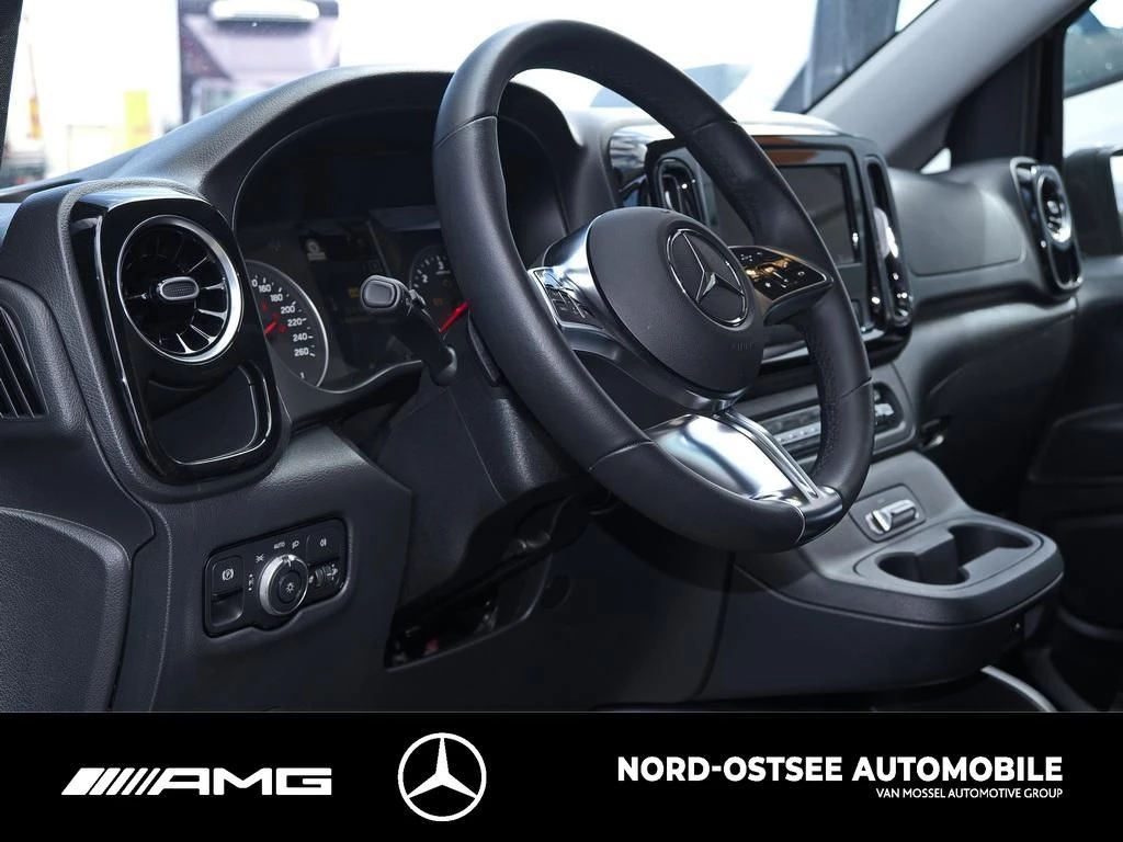 Mercedes-Benz Vito 116 TOURER NEUES MODELL AHK 2,5T NAVI KAM Tourer