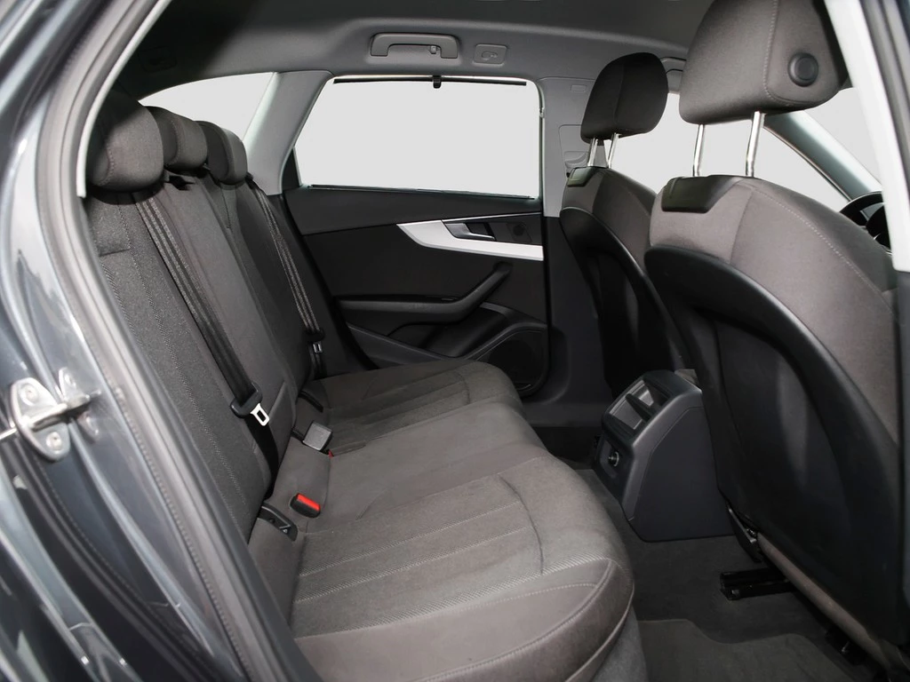 Audi A4 Avant 35 TFSI advanced Navi PDC LED Business