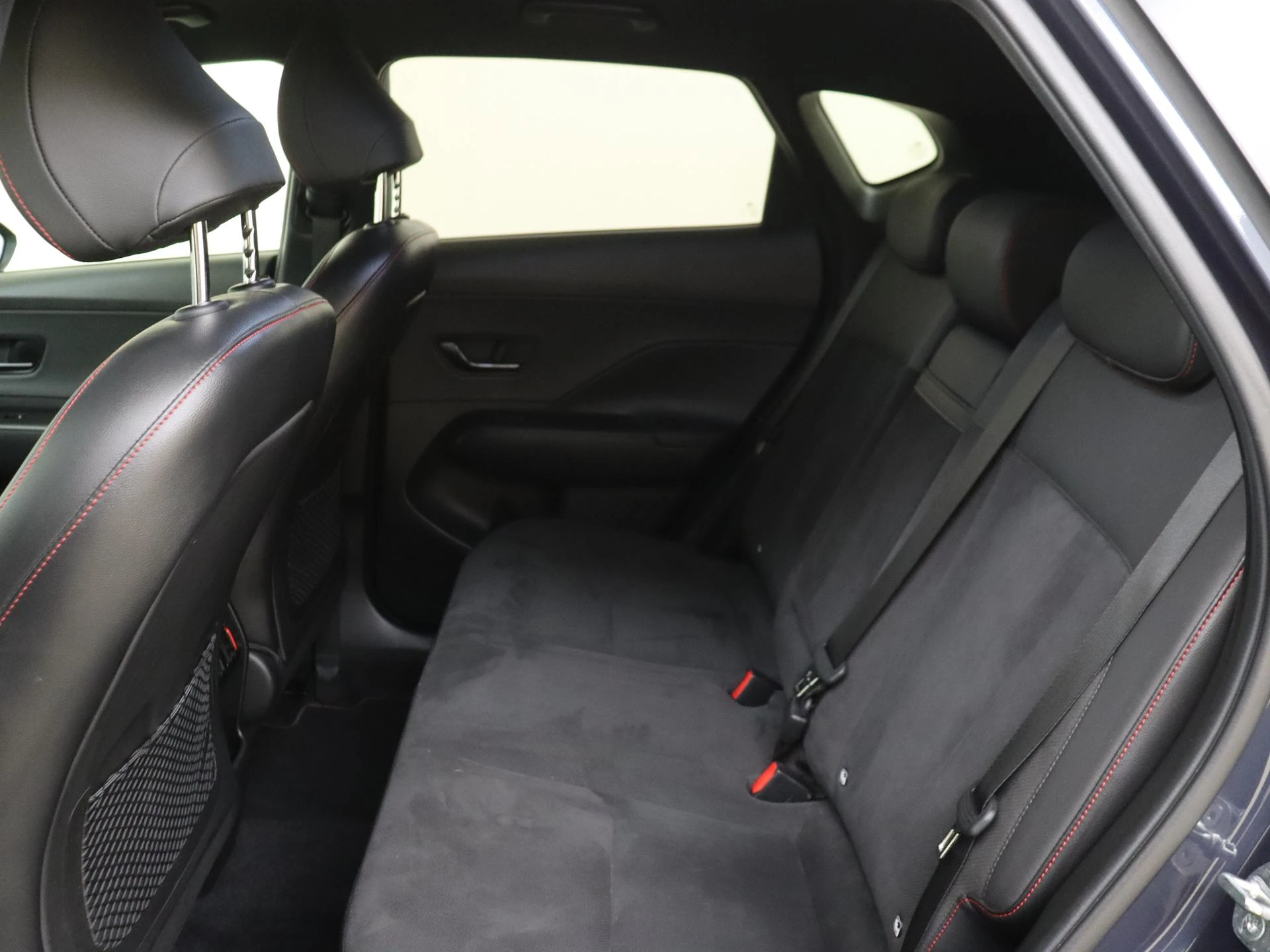 Hyundai-Kona-image-15