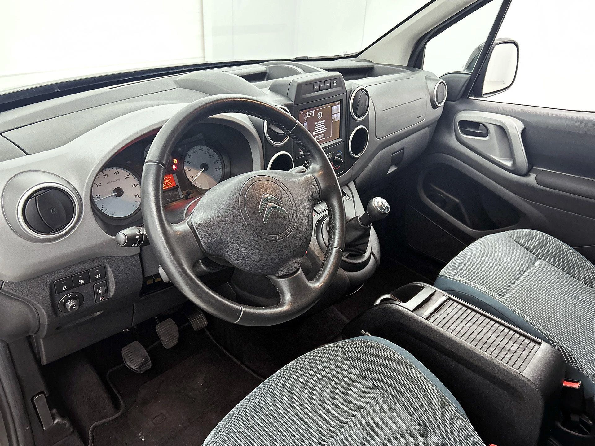 Citroën-Berlingo-image-18